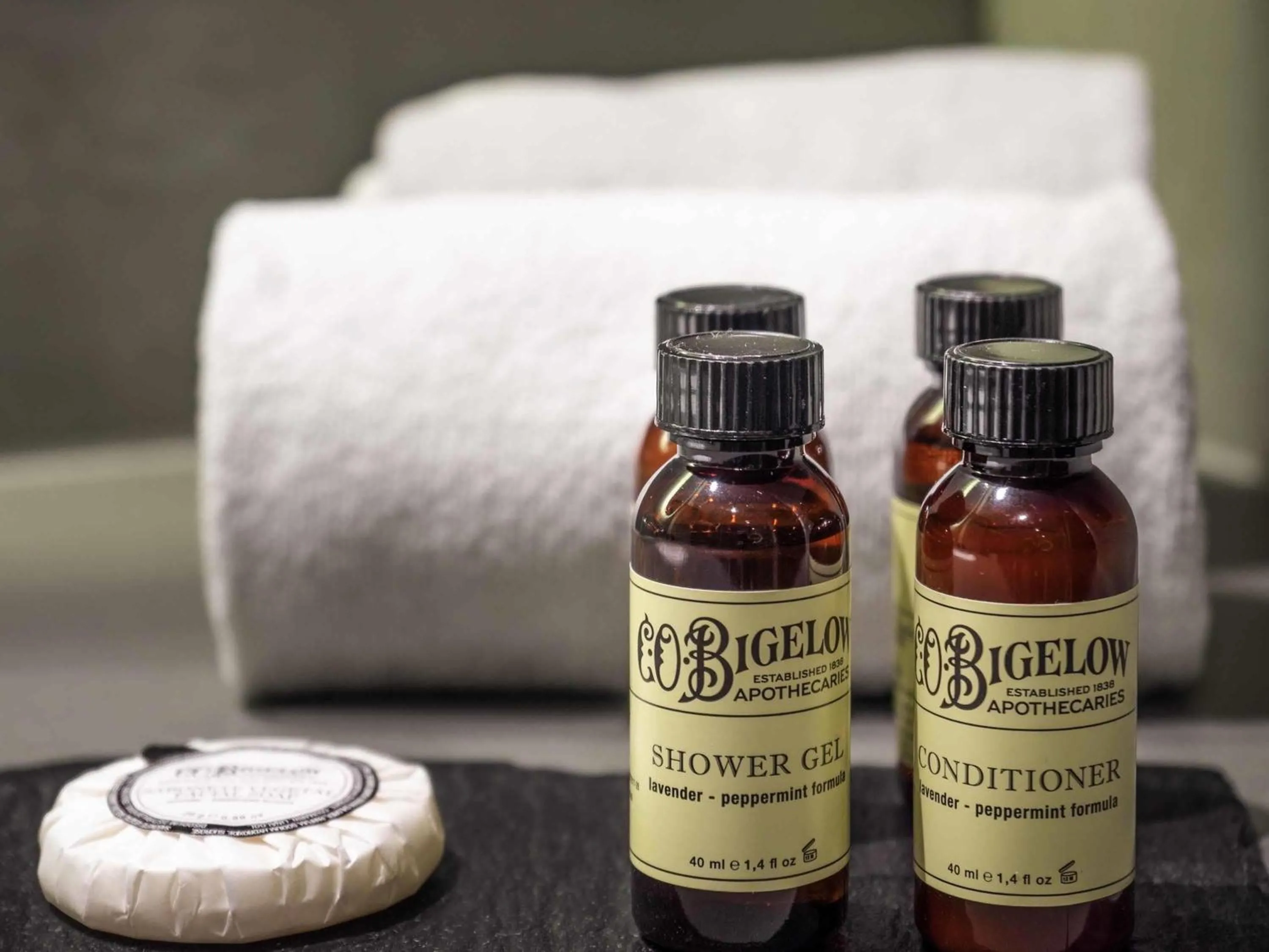 Bedroom in Pullman Santiago El Bosque