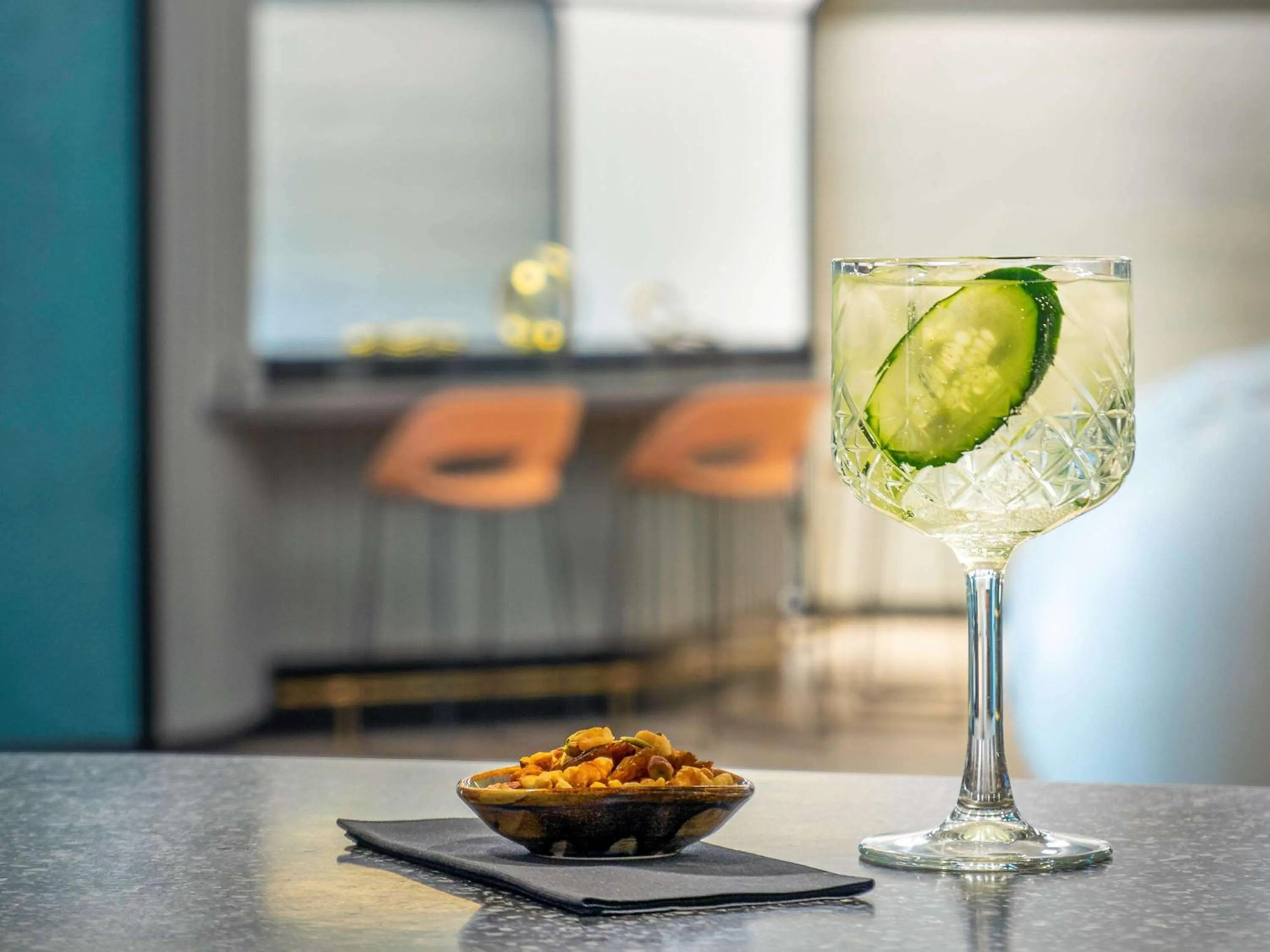 Property building in Pullman Santiago El Bosque