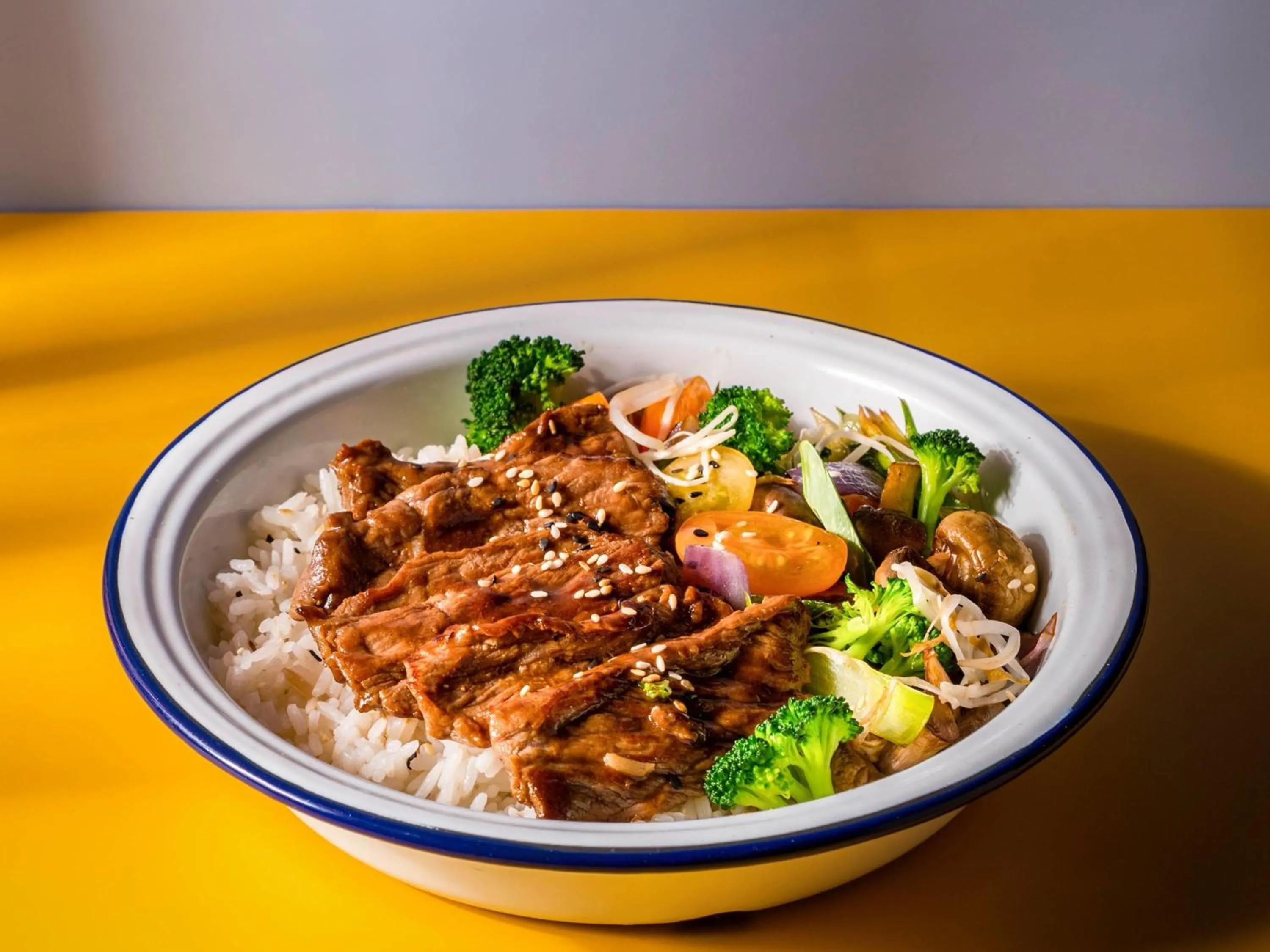 Restaurant/places to eat in Pullman Santiago El Bosque