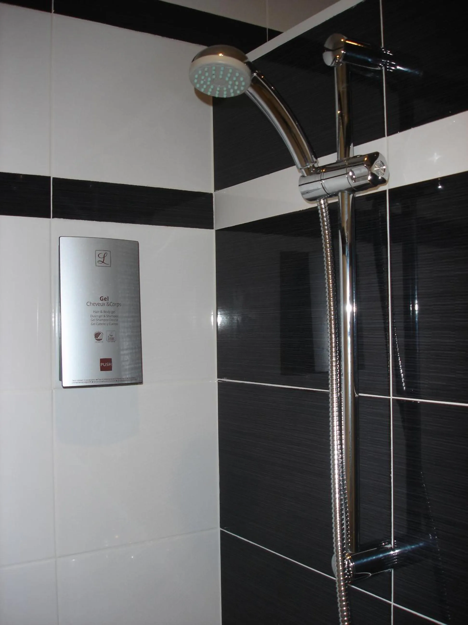 Bathroom in Hotel-Restaurant Du Lac