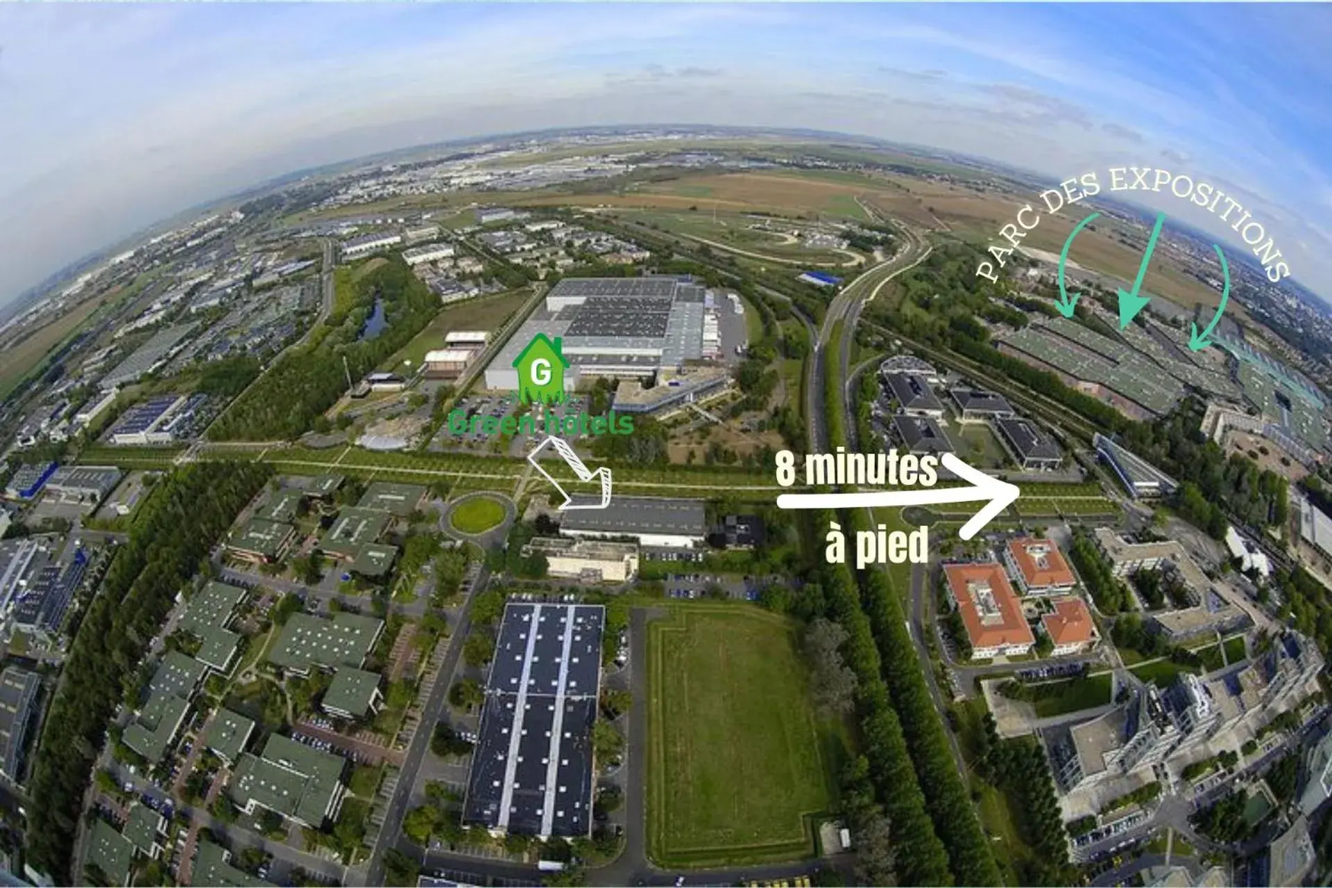 Property building, Bird's-eye View in Greenhotels Roissy Parc des Expositions