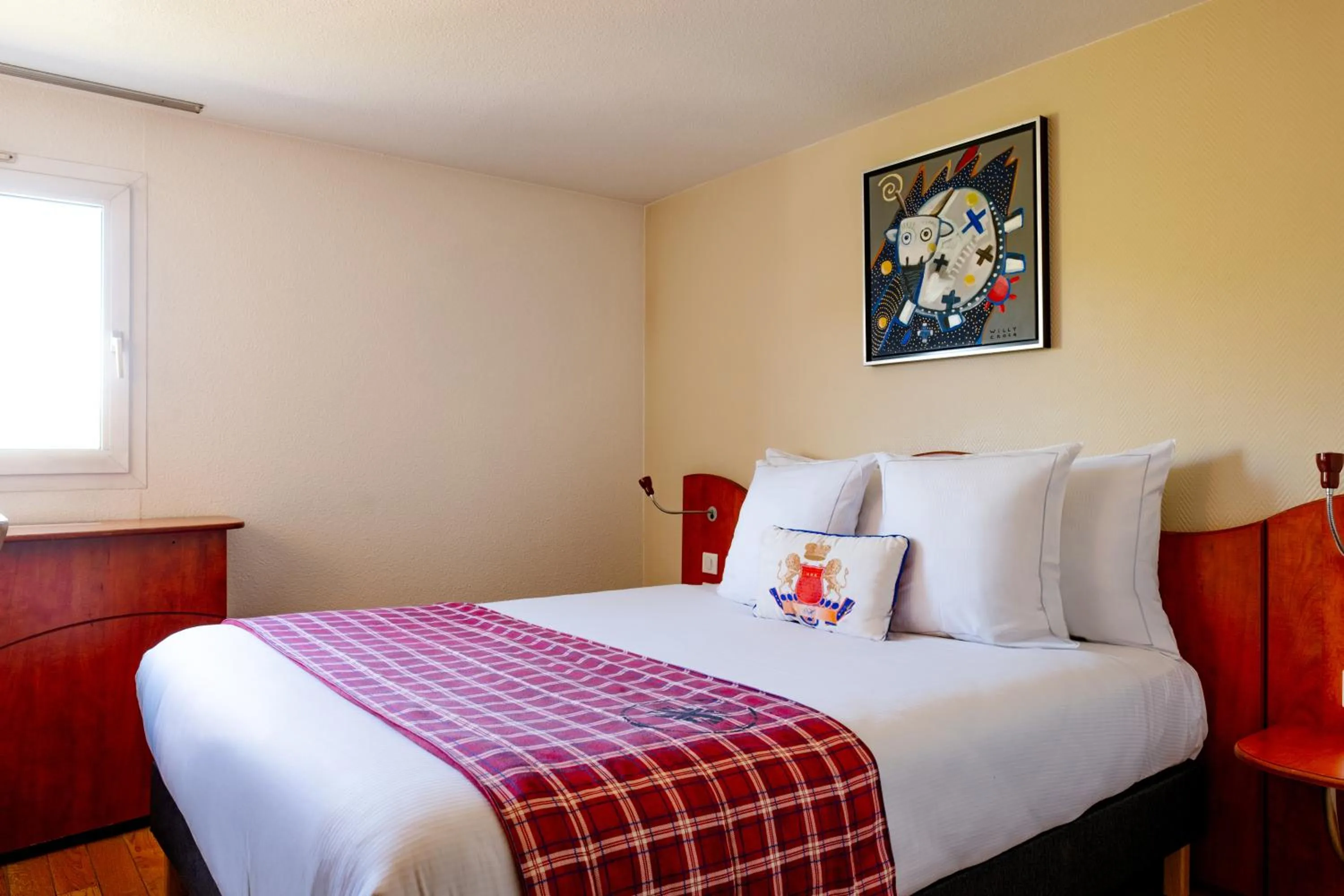 Bed in Greenhotels Roissy Parc des Expositions