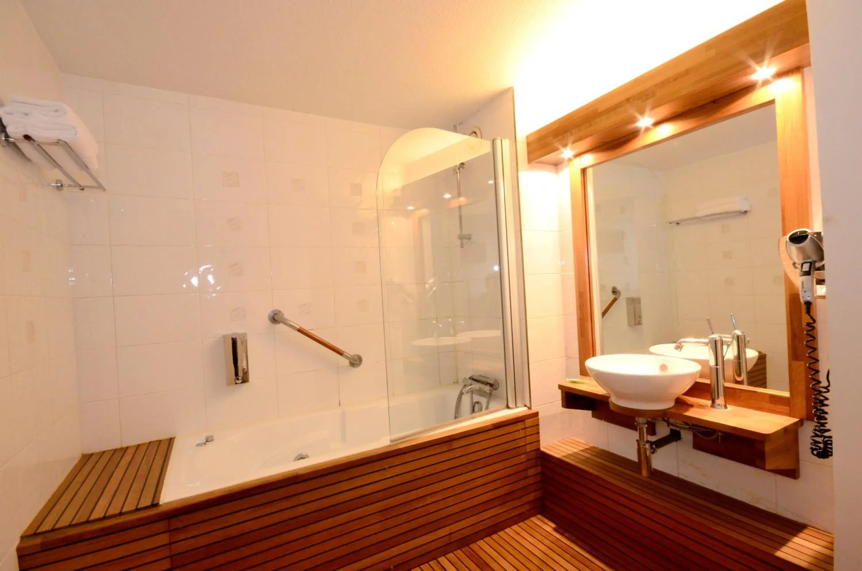 Bathroom in Greenhotels Roissy Parc des Expositions