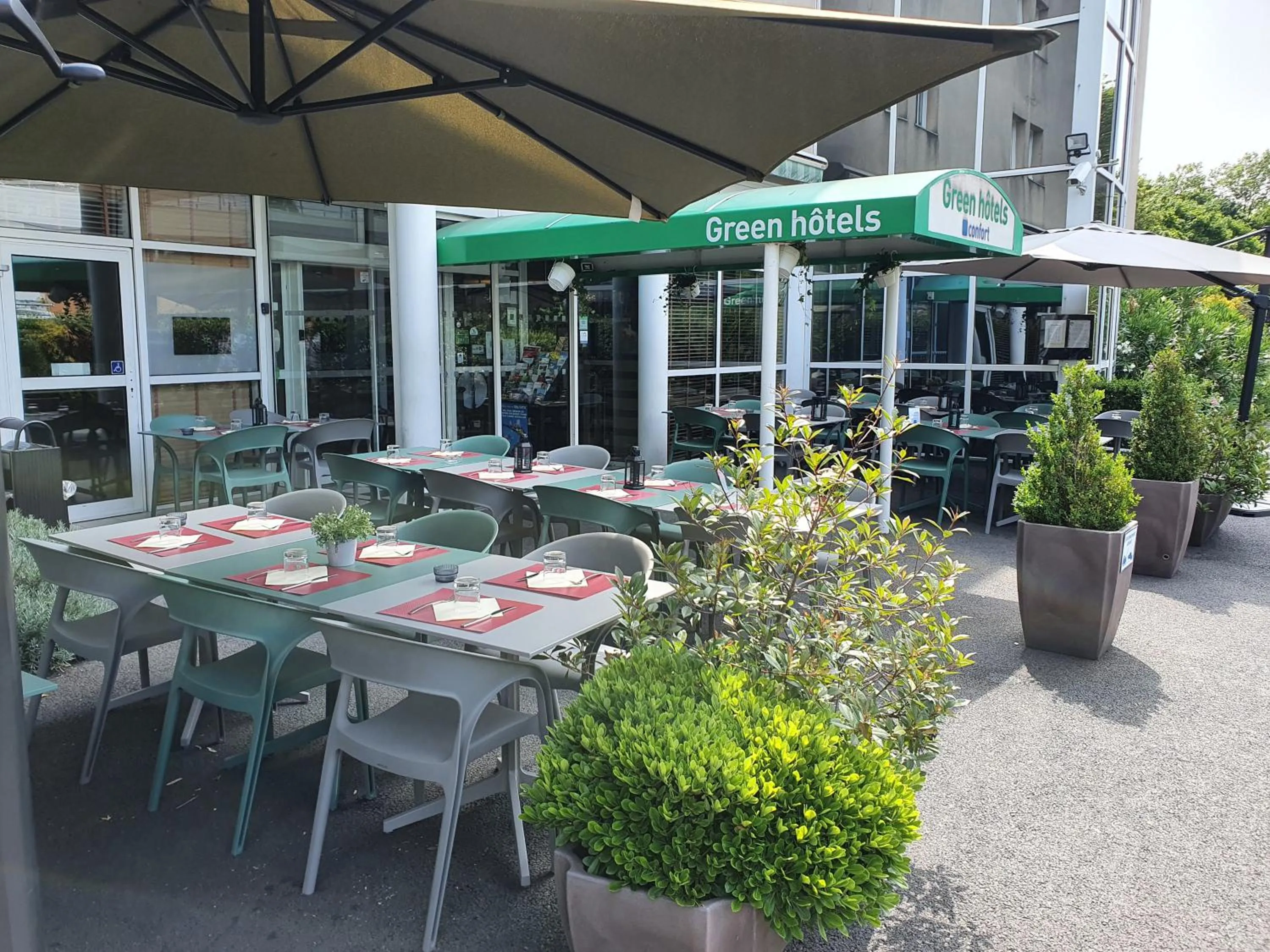 Restaurant/places to eat in Greenhotels Roissy Parc des Expositions
