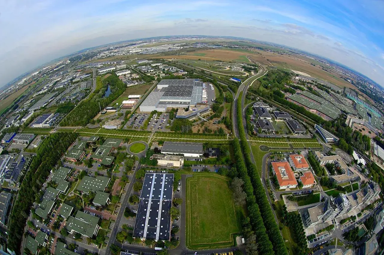 Bird's eye view, Bird's-eye View in Greenhotels Roissy Parc des Expositions