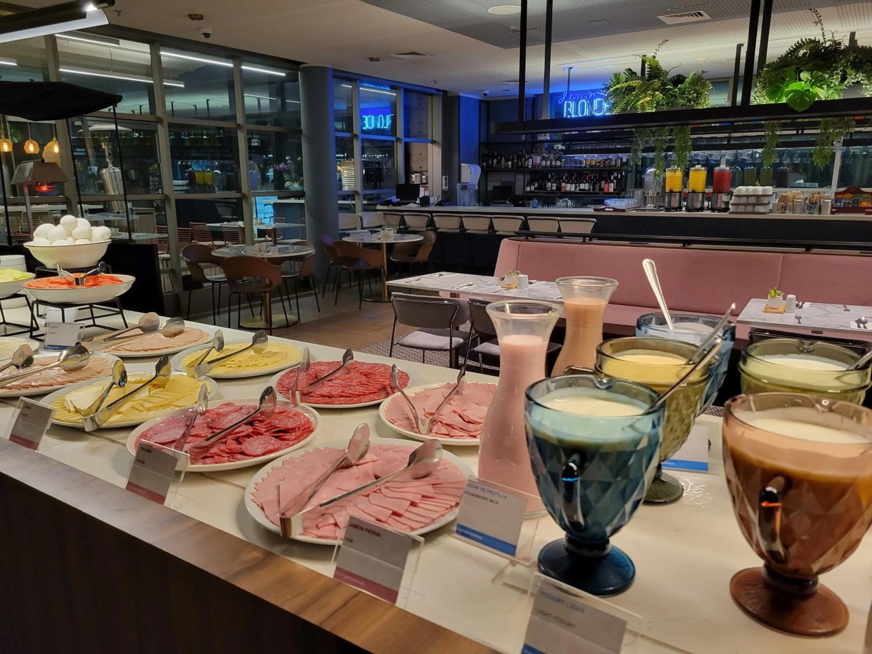 Breakfast in Novotel Santiago Las Condes