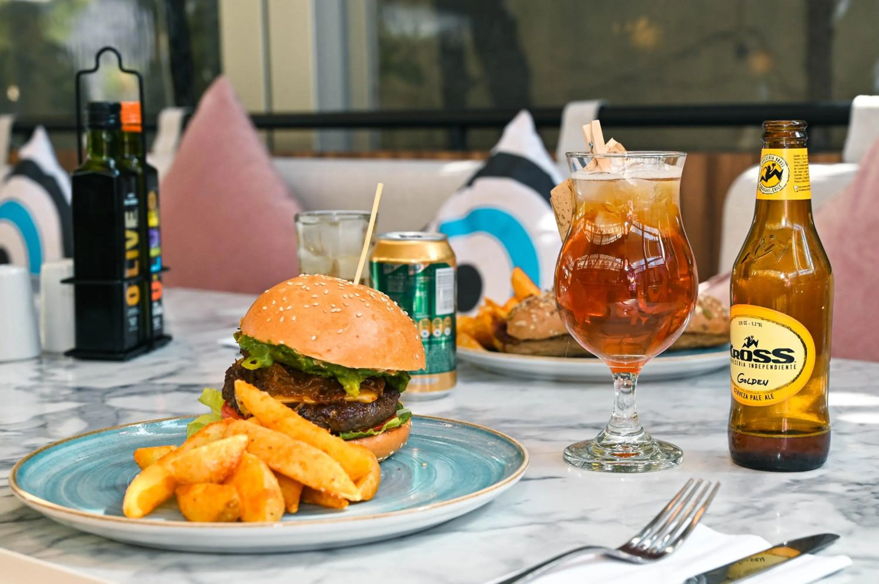 Restaurant/places to eat in Novotel Santiago Las Condes