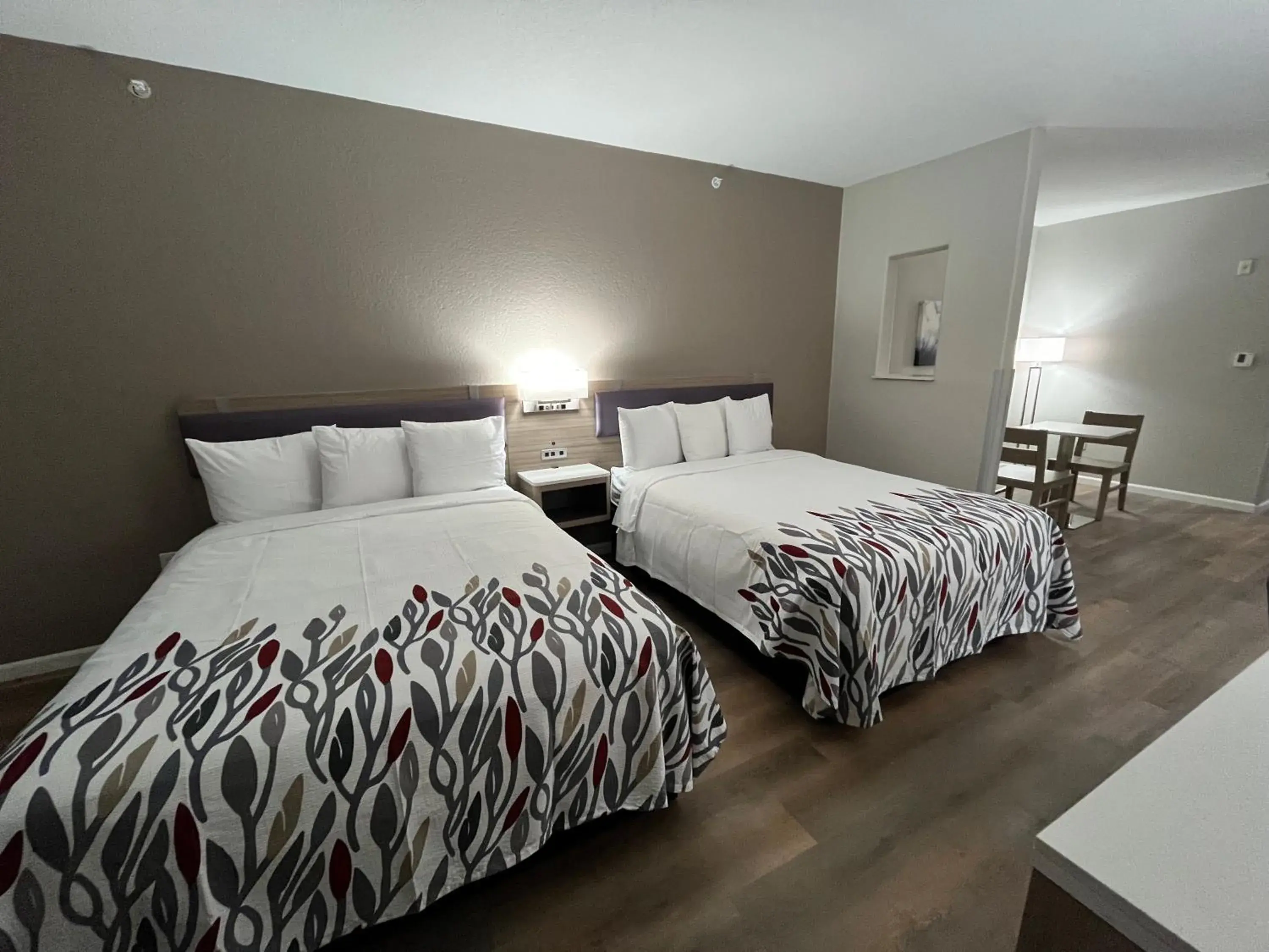 Bed in Red Roof PLUS San Antonio Northeast Bed in Red Roof PLUS San Antonio Northeast