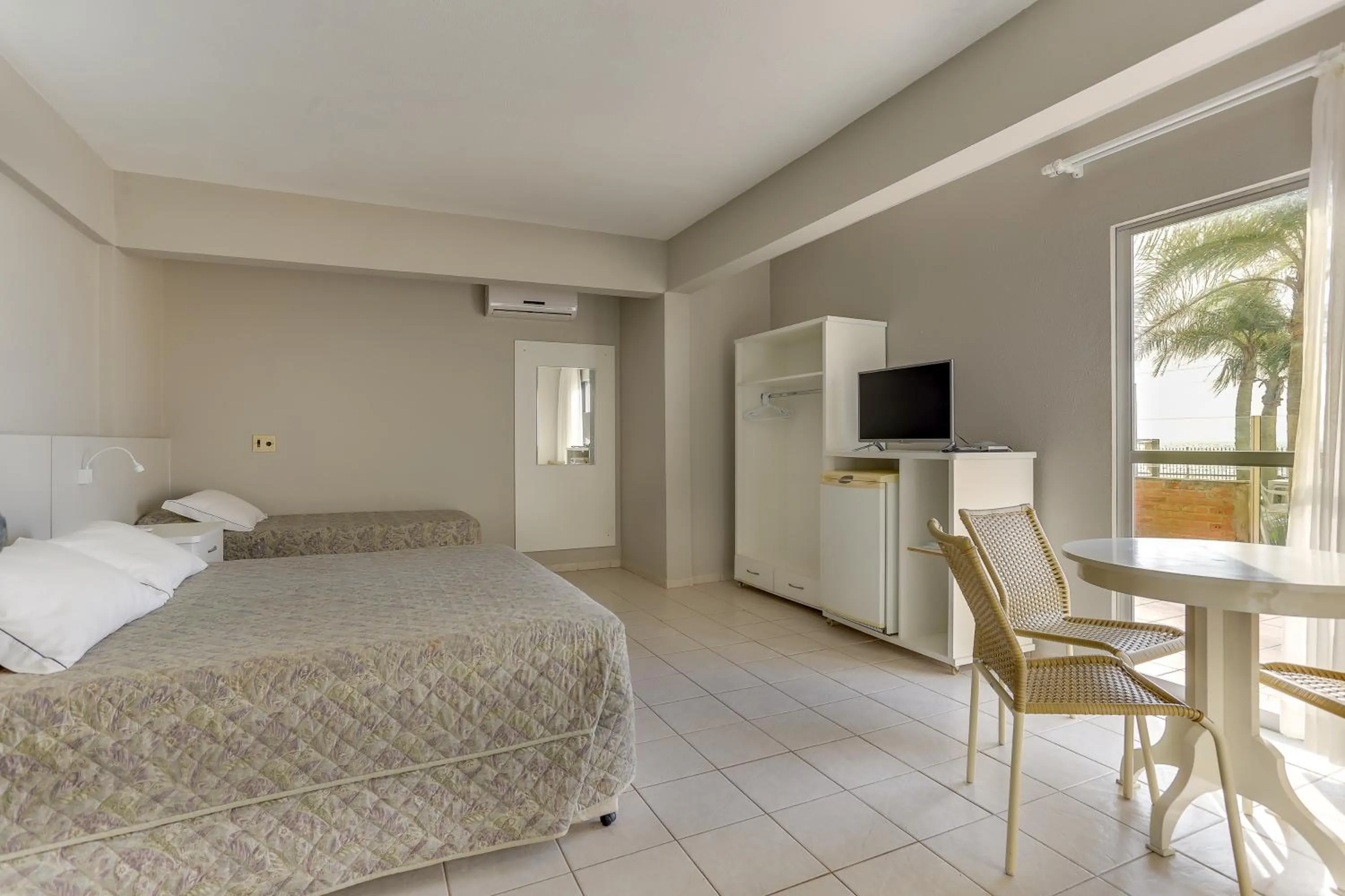 Bed in Canasvieiras Hotel