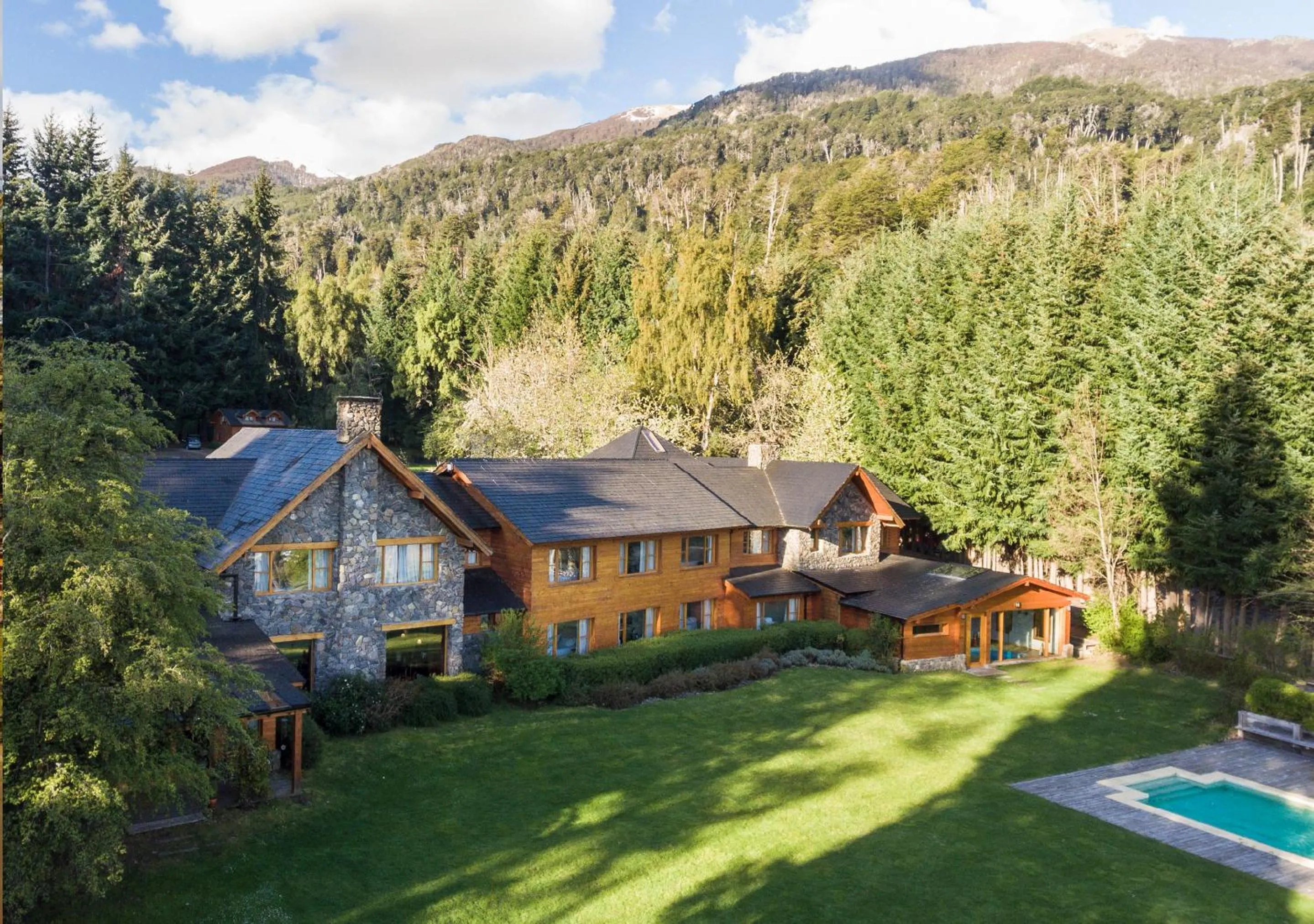 Property building in La Escondida Casa De Huespedes & Spa