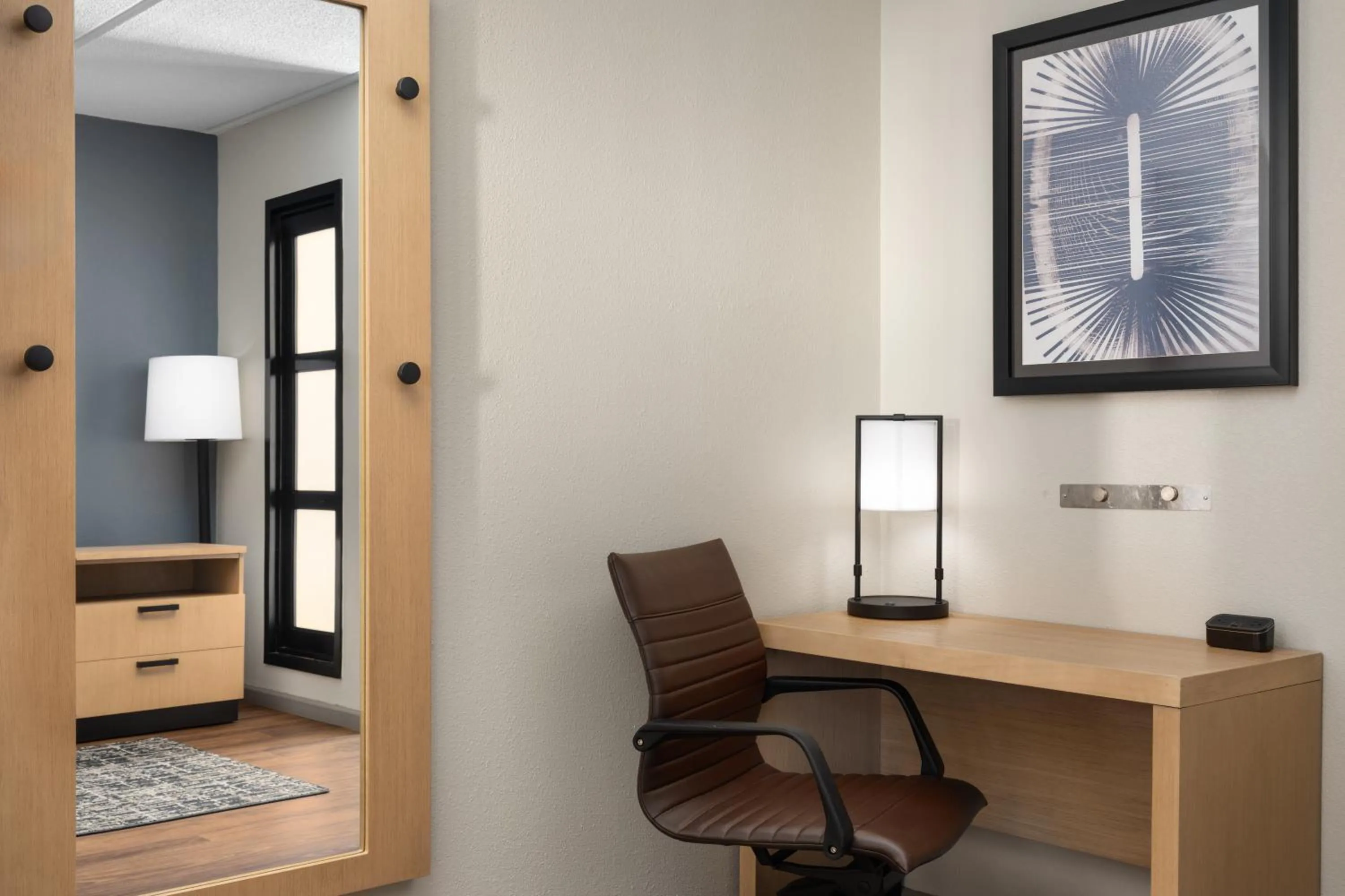 Bedroom in Hyatt Place Atlanta Airport North