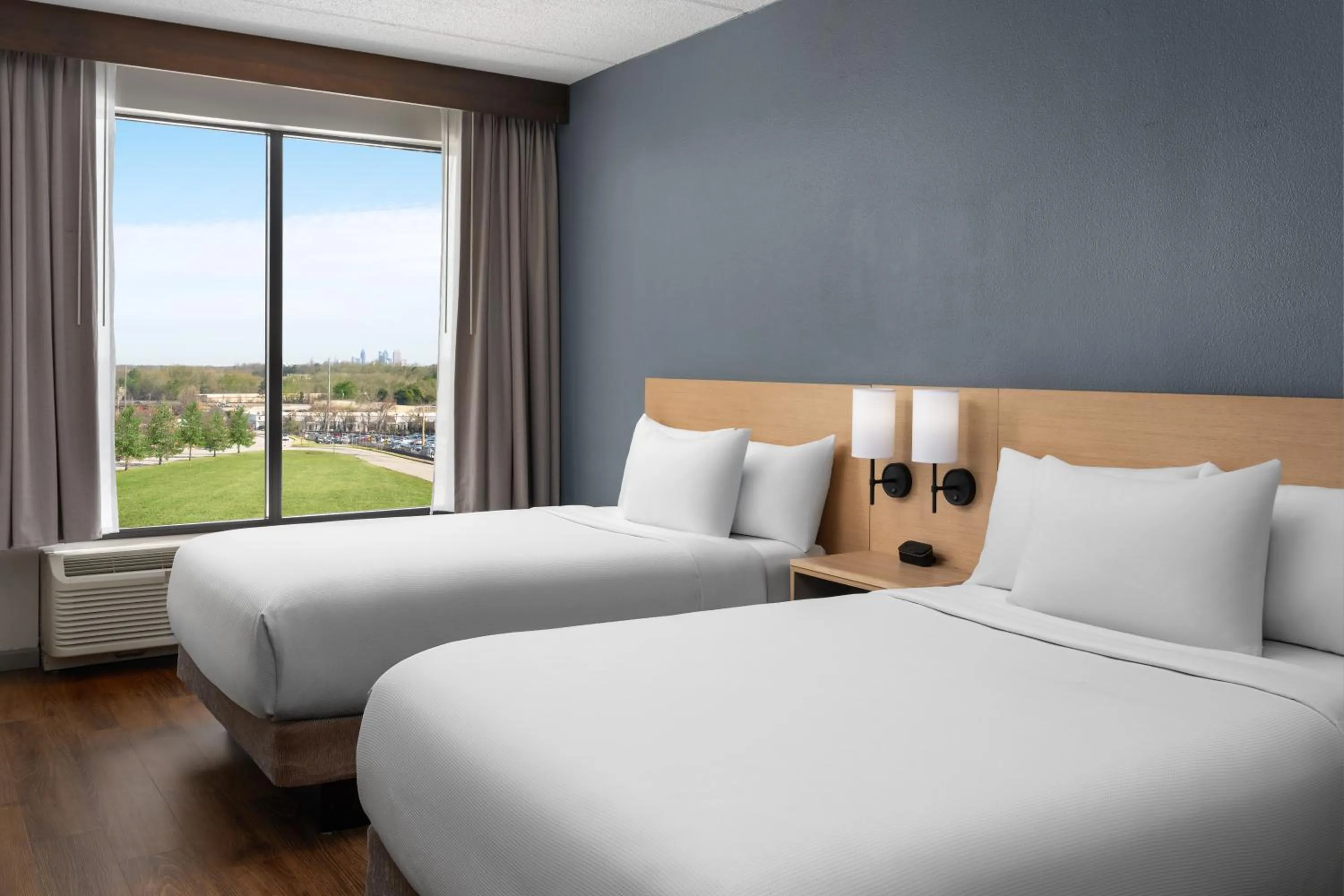 Bedroom, Bed in Hyatt Place Atlanta Airport North