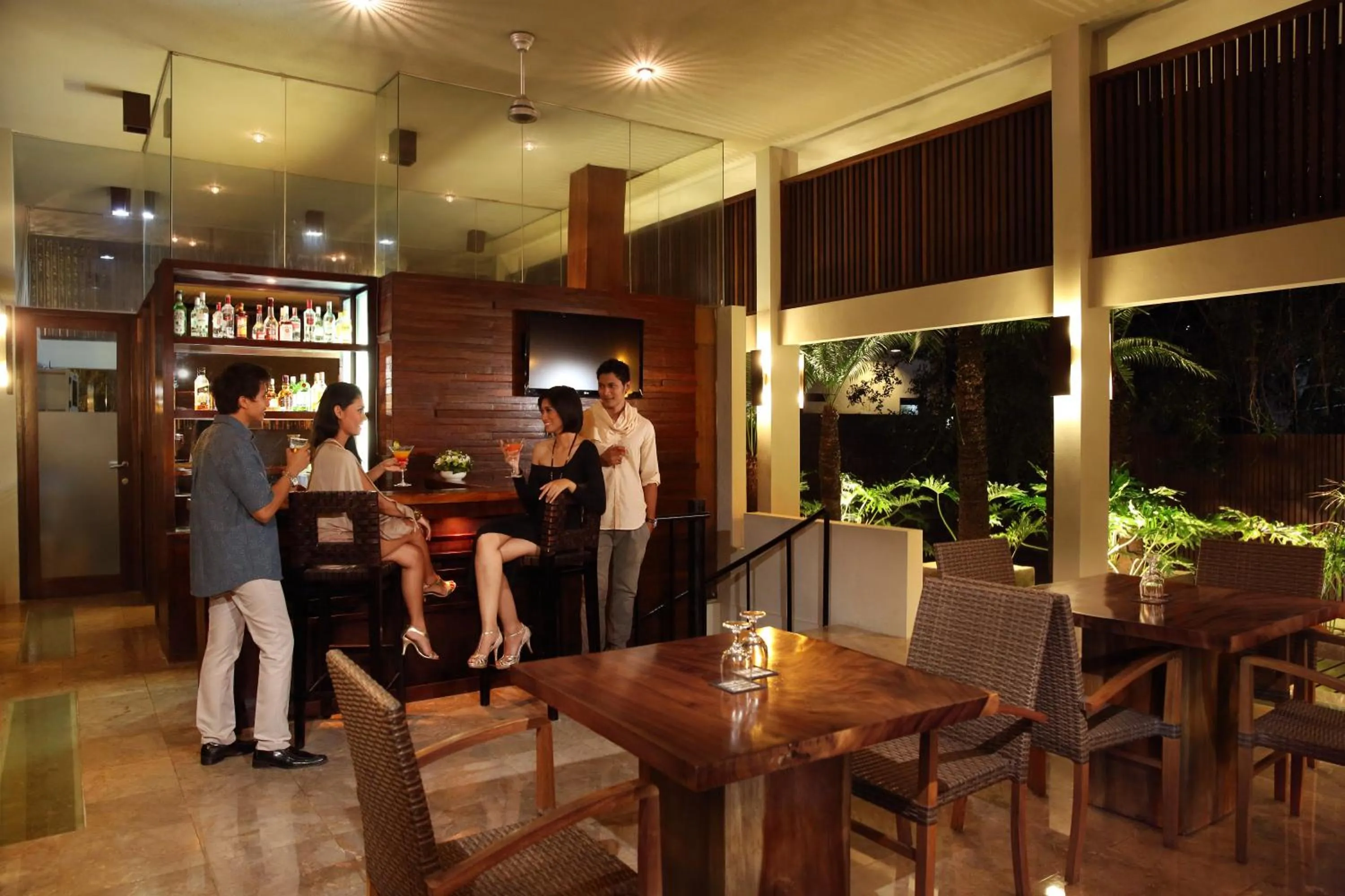 Restaurant/places to eat in Le Jardin Villas Seminyak