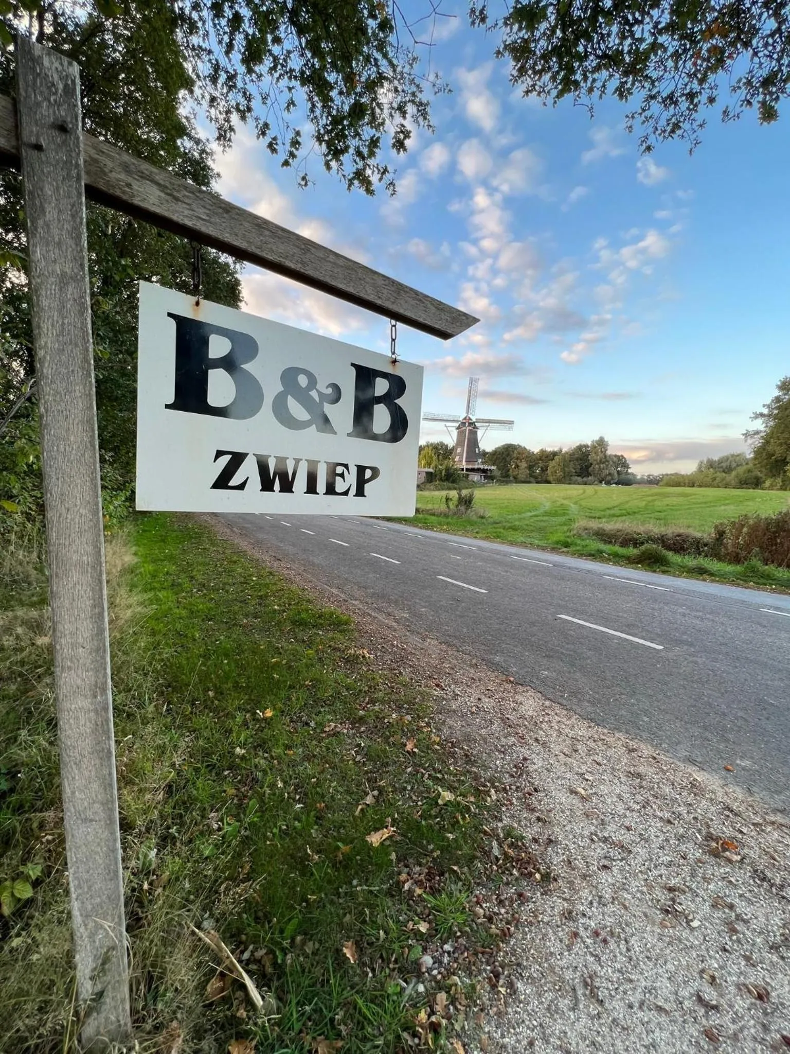 Logo/Certificate/Sign in B&B Zwiep
