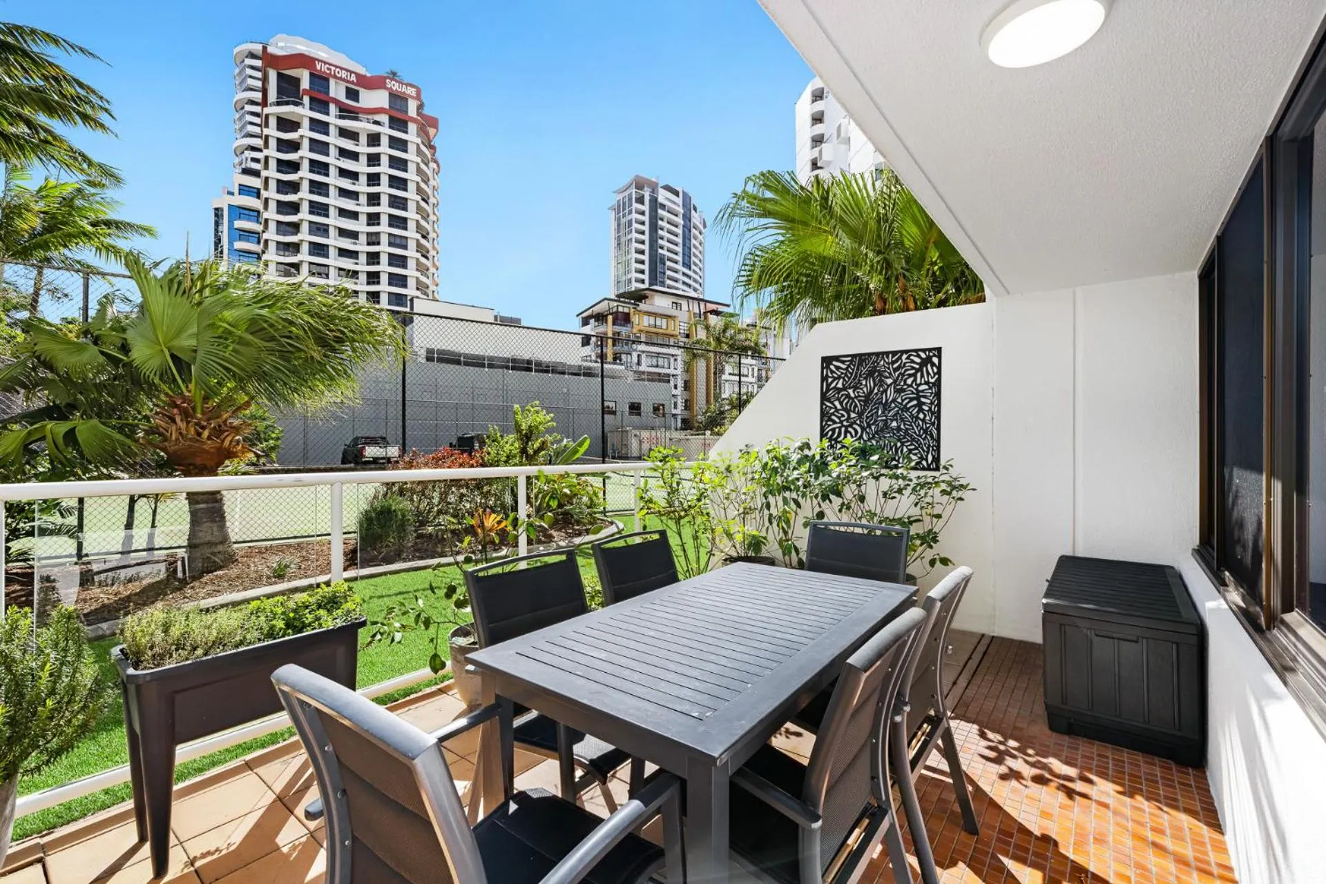 Patio in South Pacific Plaza - Official