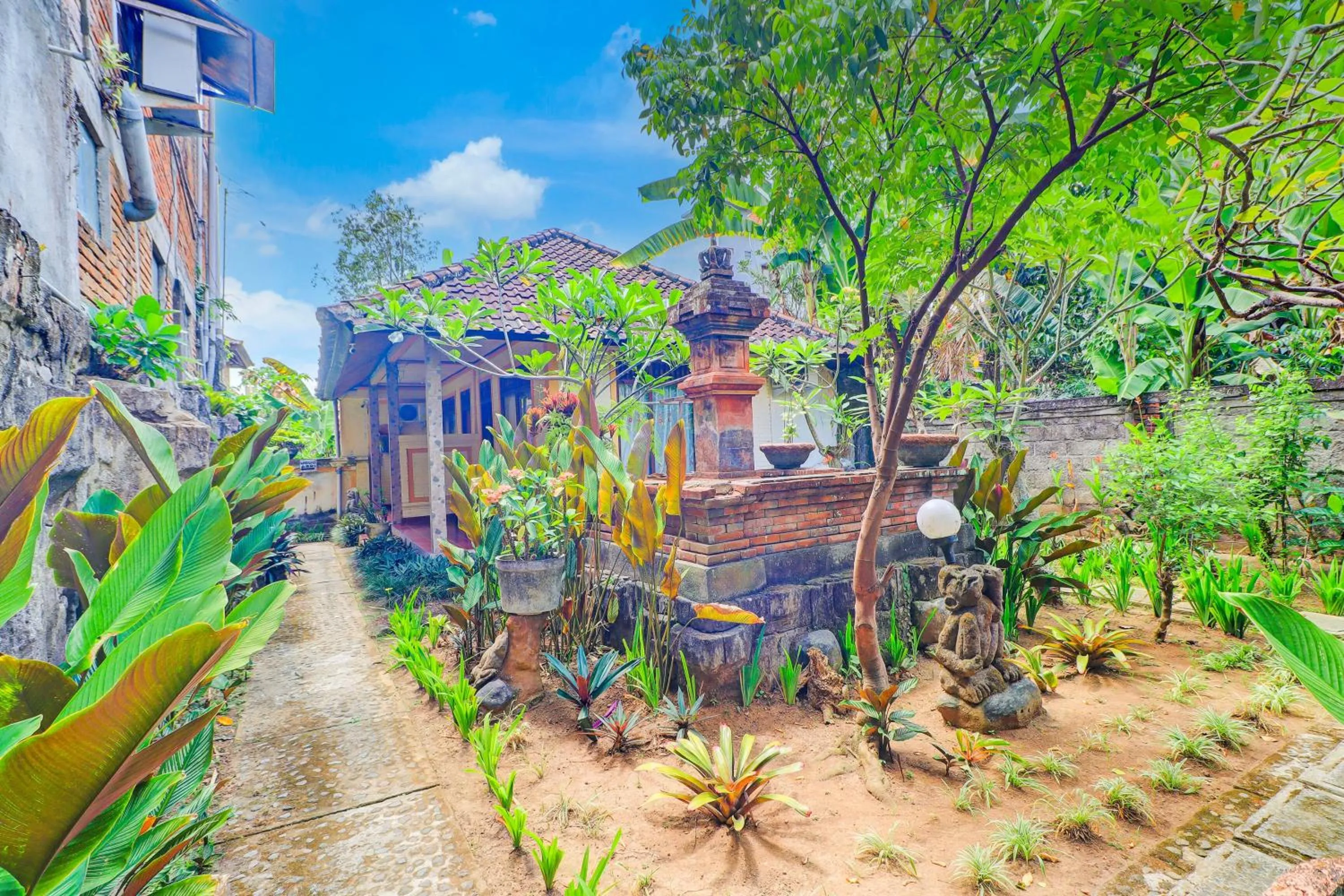 Lobby or reception in Hotel O Ubud Asri Homestay Near Monkey Forest