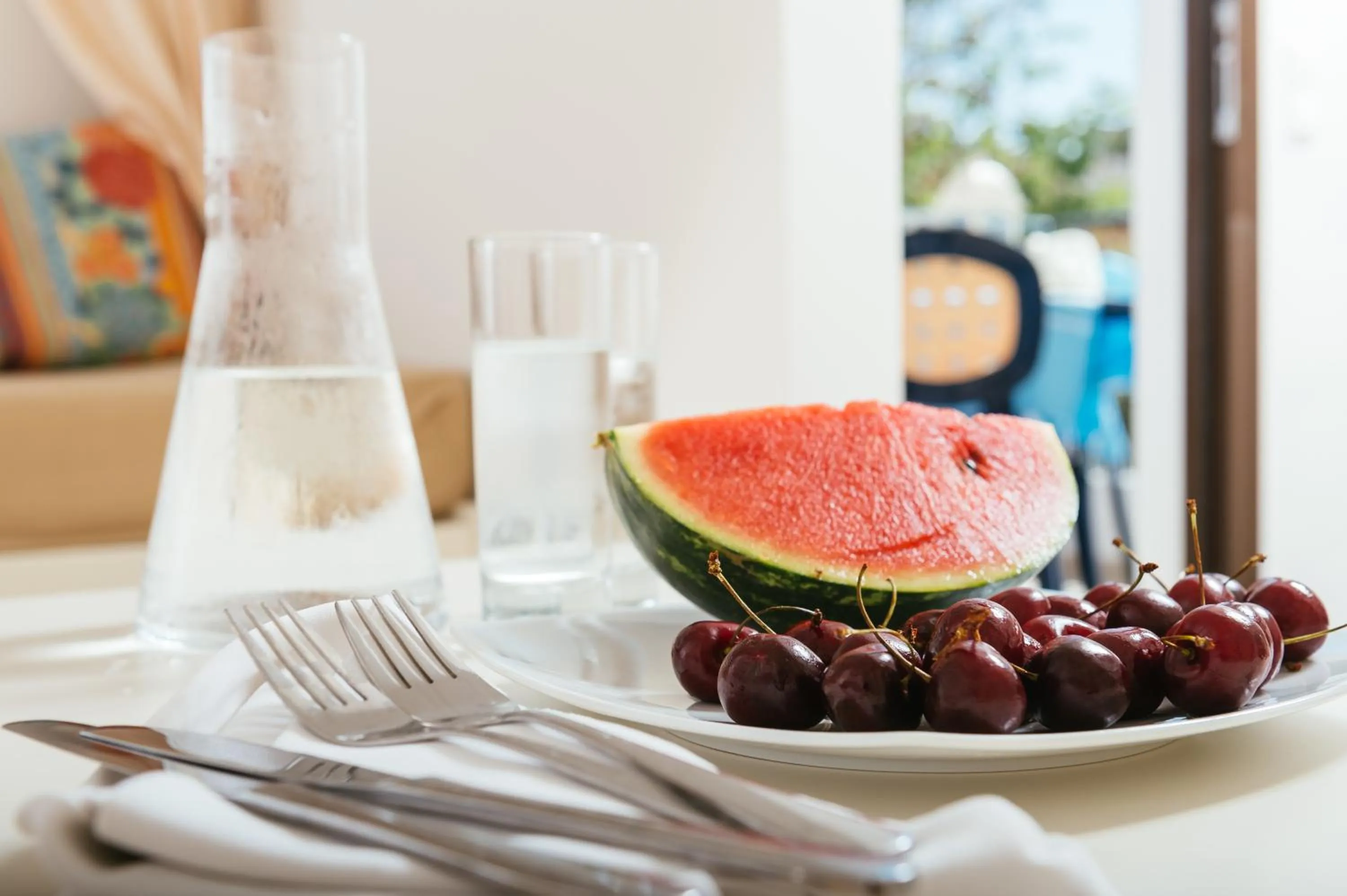 Food and drinks in Paradise Hotel-Apartments