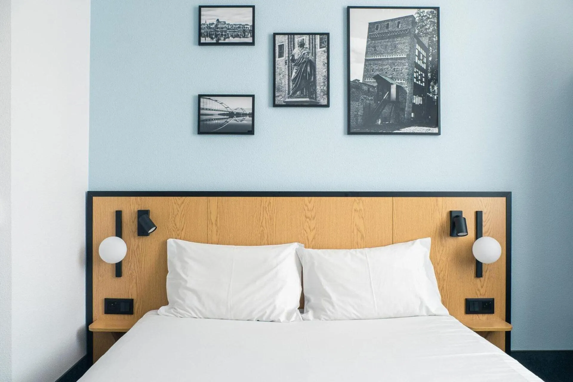 Photo of the whole room, Bed in B&B HOTEL Toruń