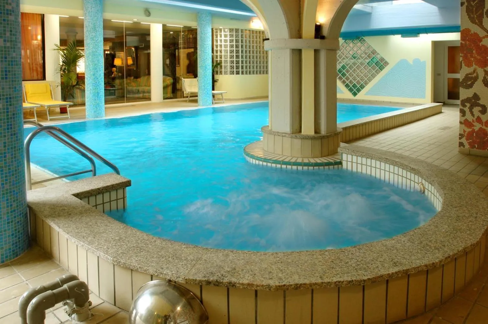 Hot Tub in Hotel Ferrari