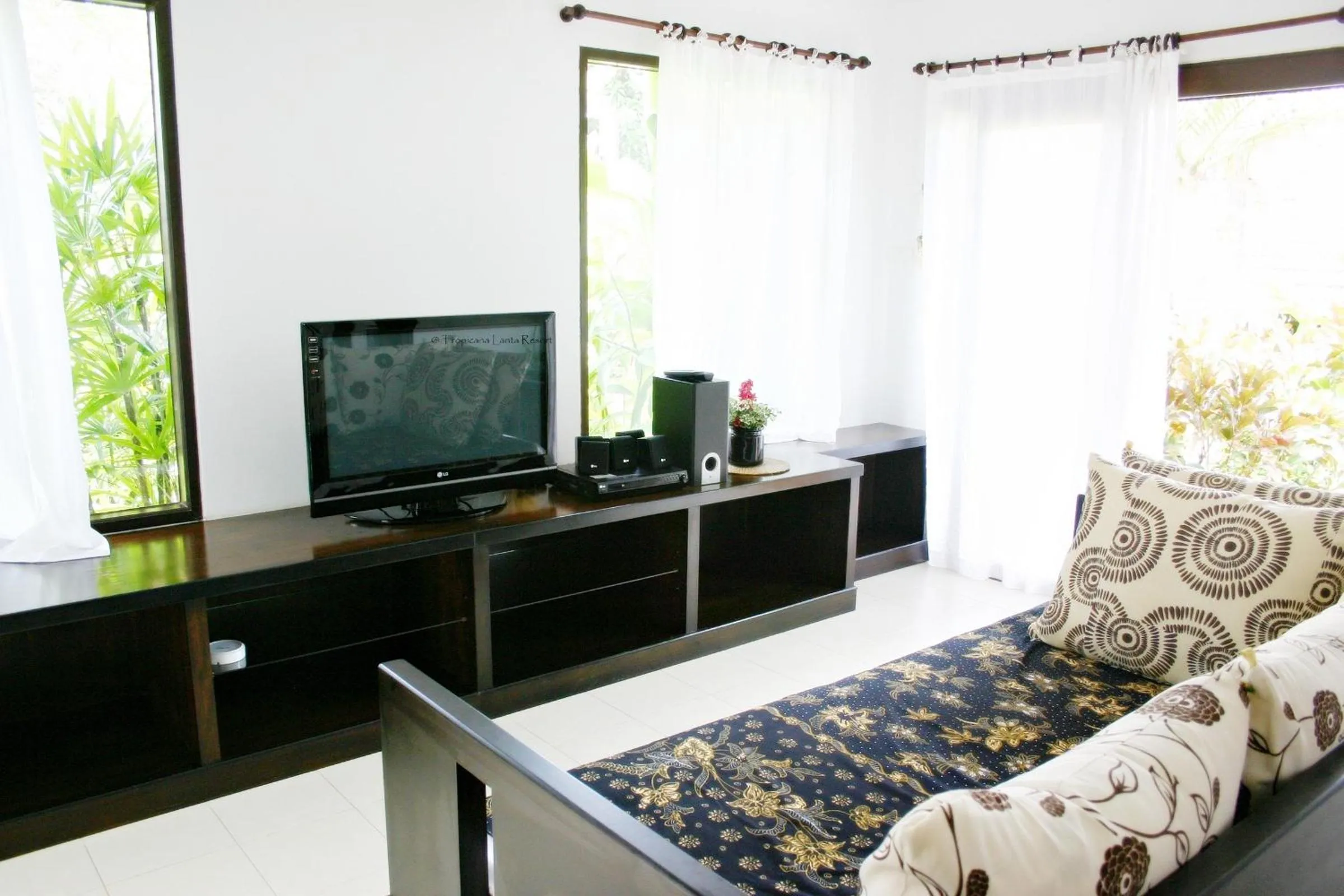 TV and multimedia in Tropicana Lanta Resort