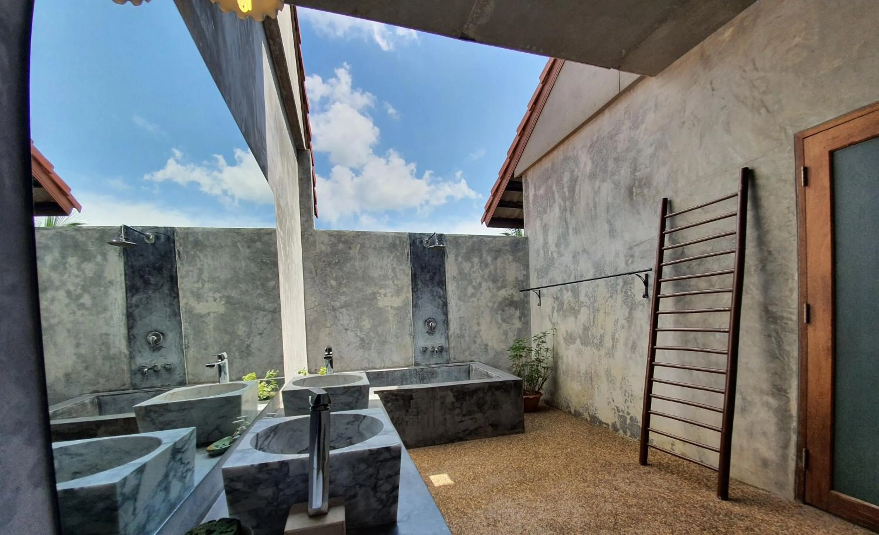 Bathroom in Tropicana Lanta Resort