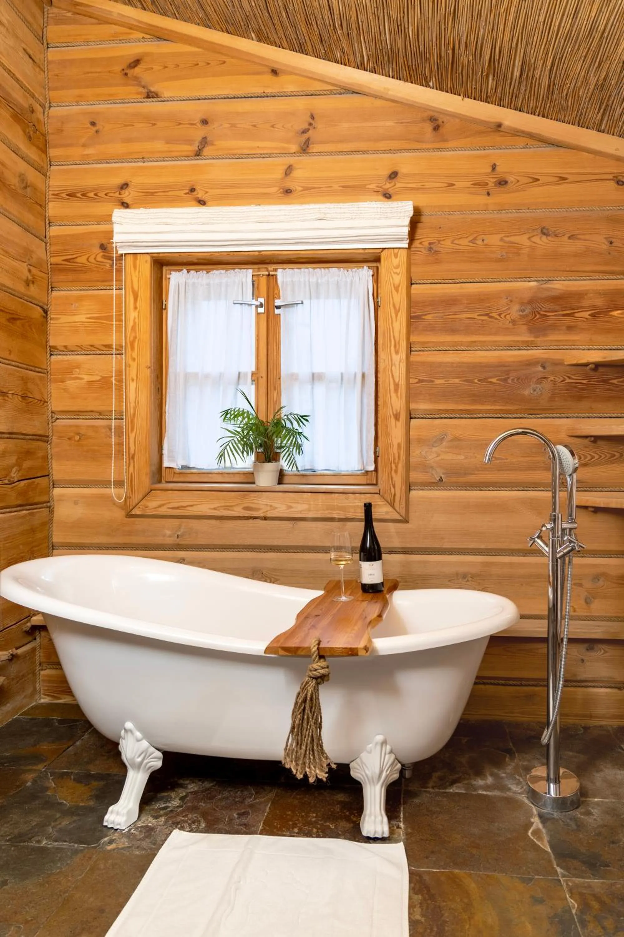 Bathroom in Hotel Głęboczek Vine Resort& Spa