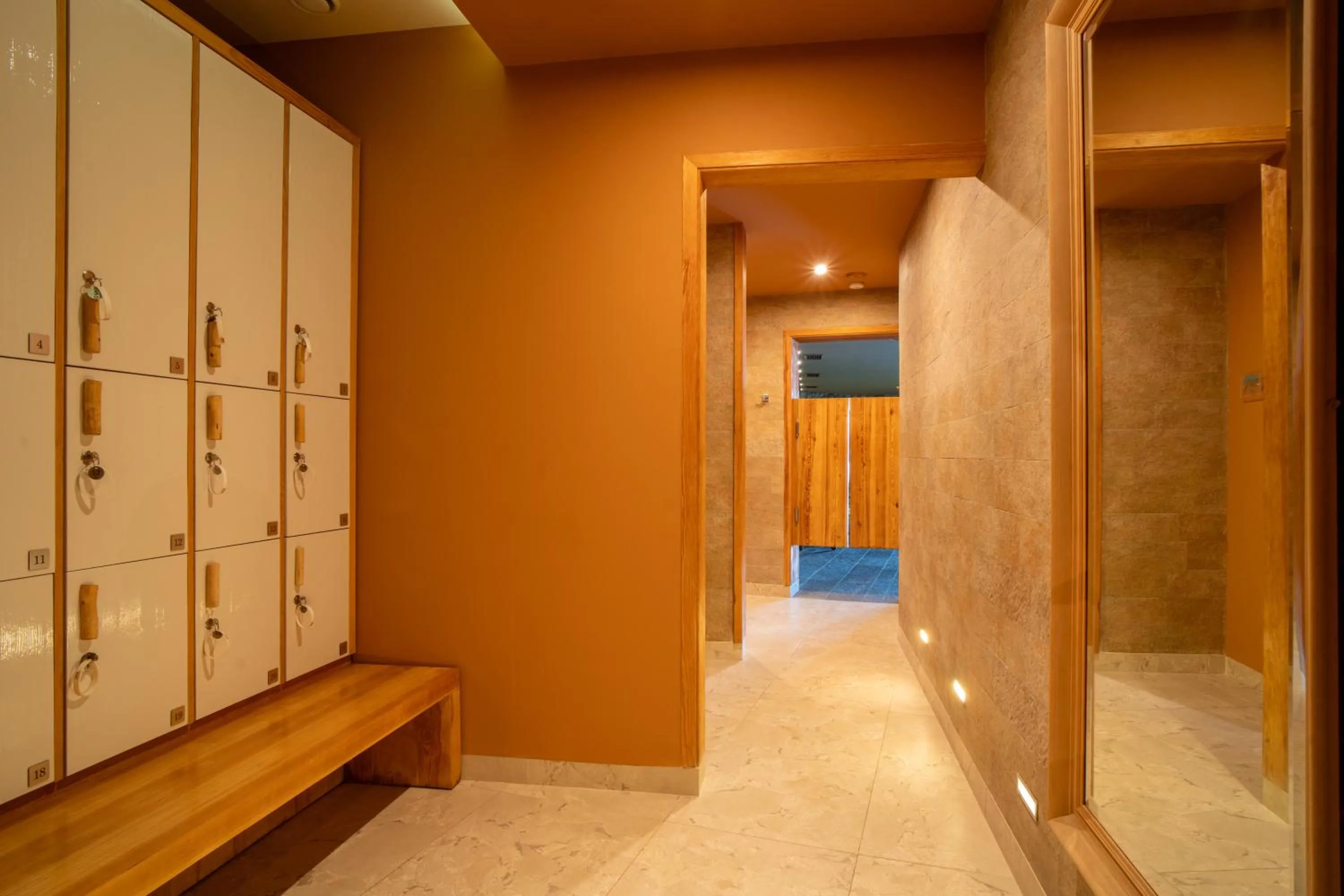 locker in Hotel Głęboczek Vine Resort& Spa