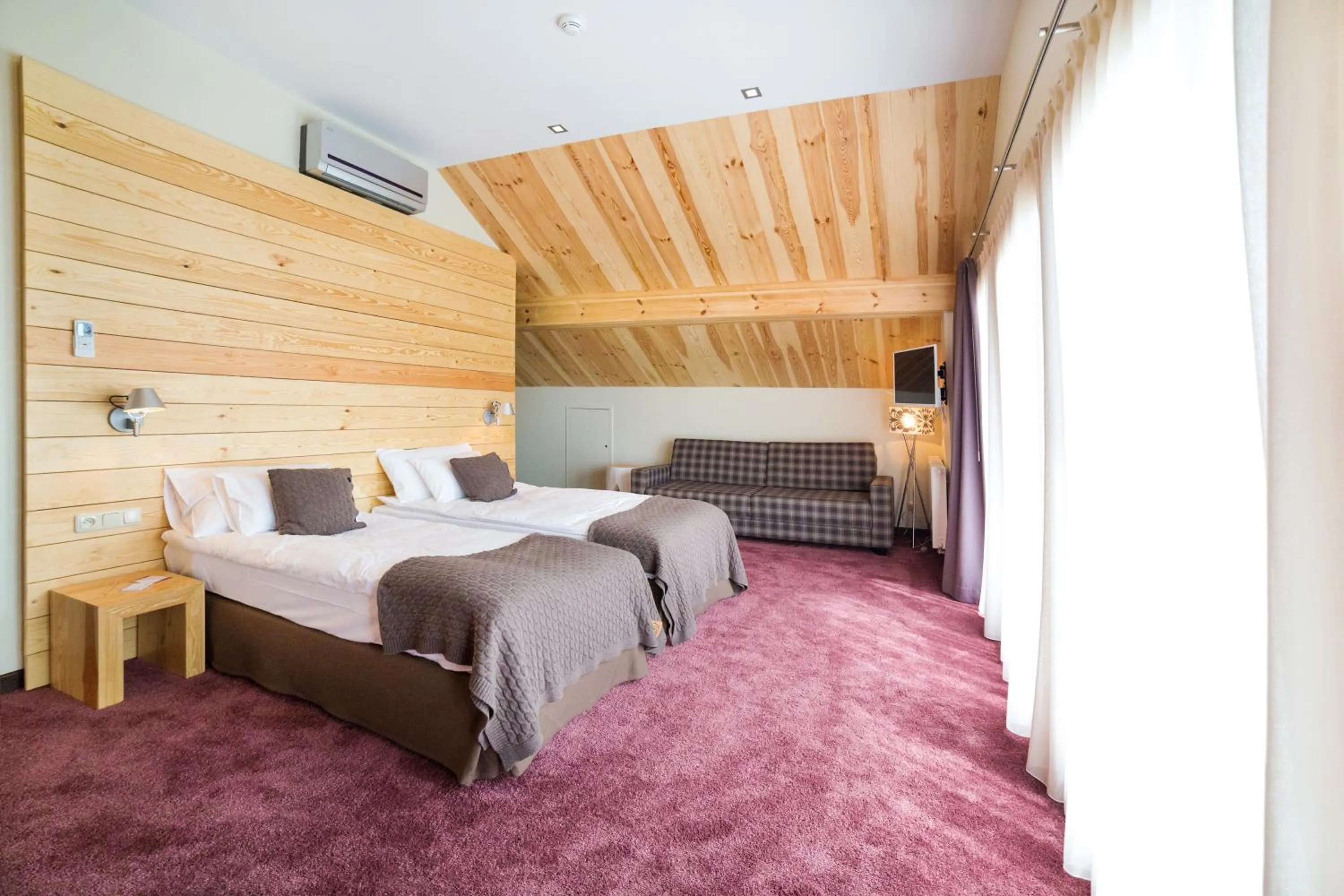 Photo of the whole room, Bed in Hotel Głęboczek Vine Resort& Spa