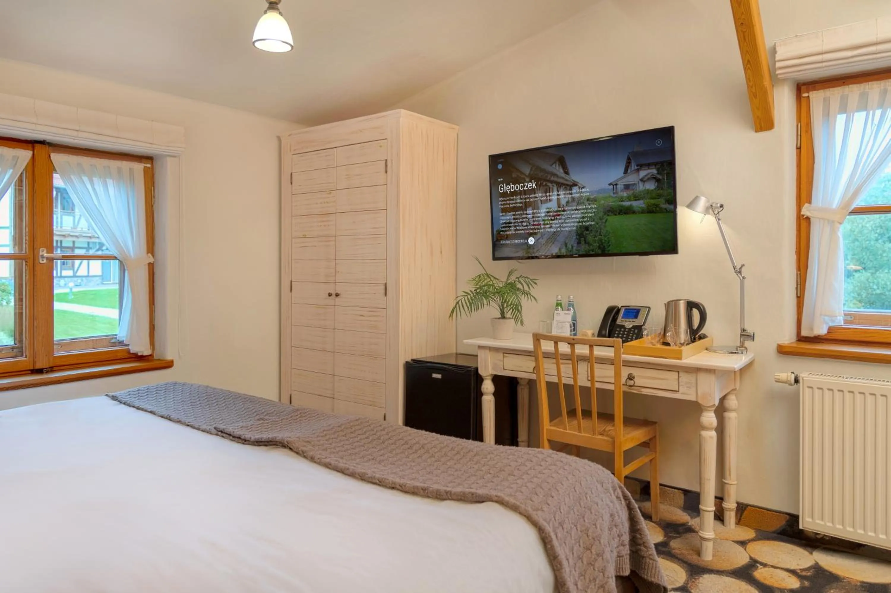 Photo of the whole room, Bed in Hotel Głęboczek Vine Resort& Spa