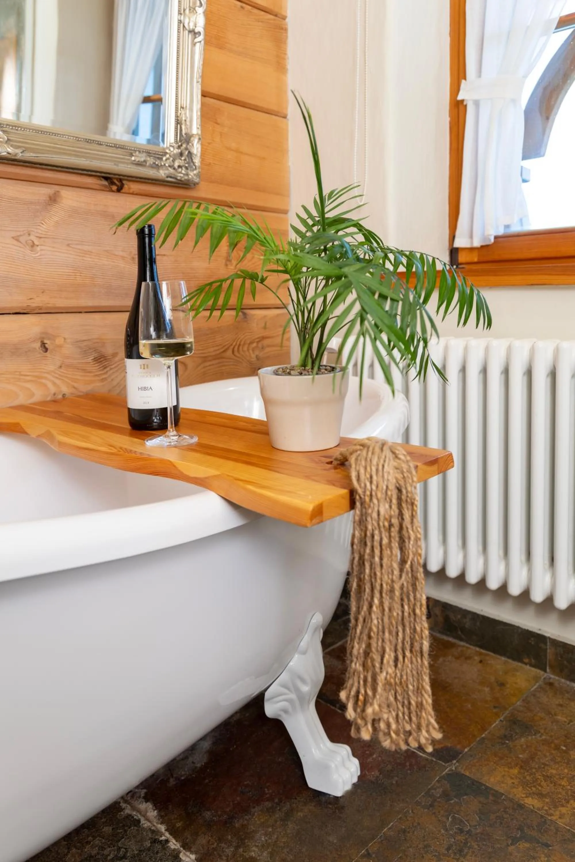 Bath in Hotel Głęboczek Vine Resort& Spa