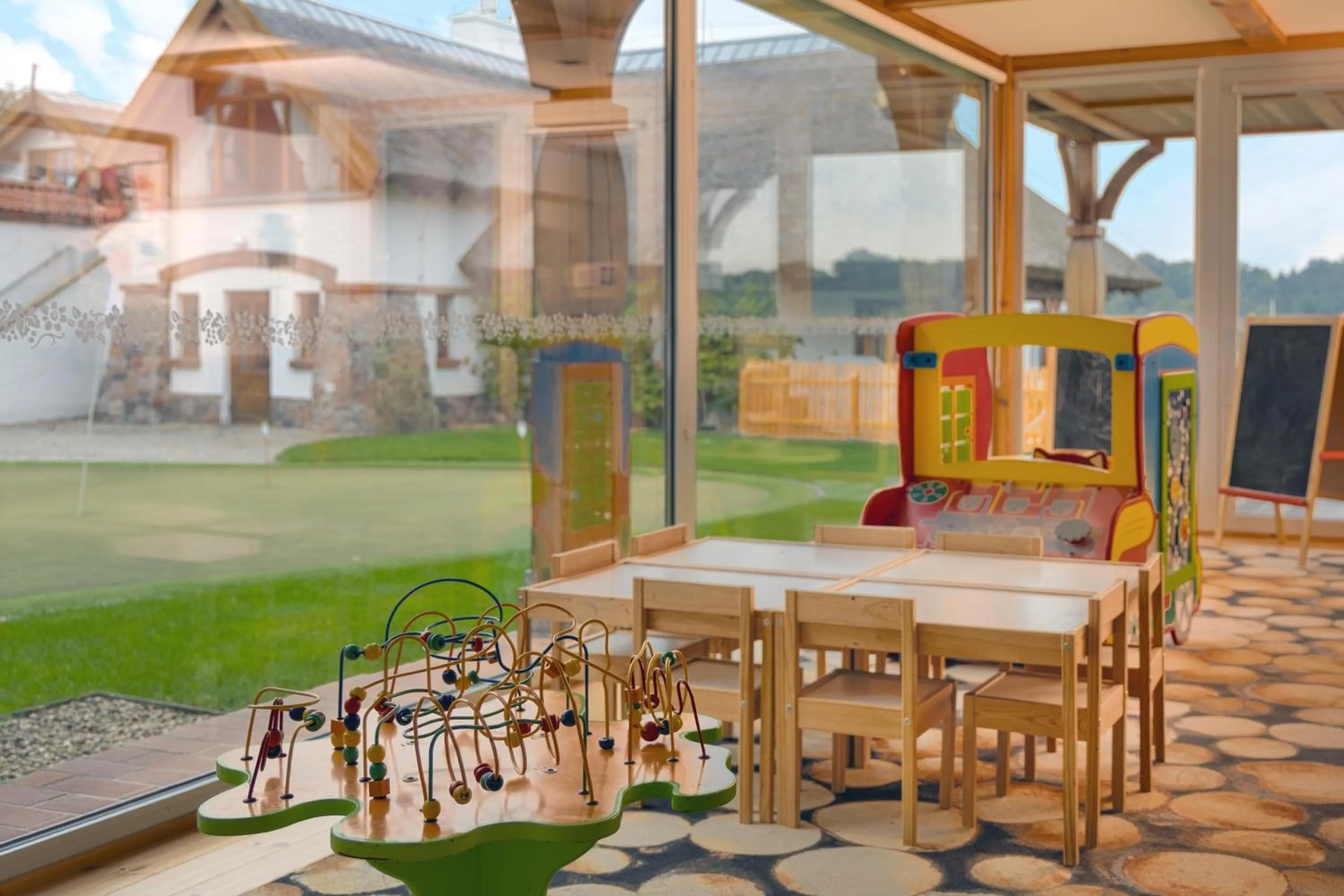 Kids's club in Hotel Głęboczek Vine Resort& Spa