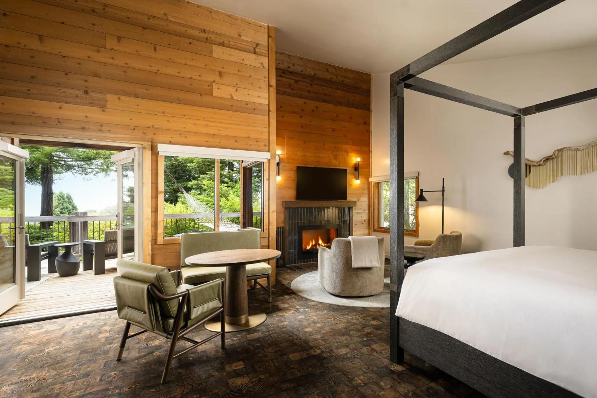 Bed in Alila Ventana Big Sur - Inclusive Resort