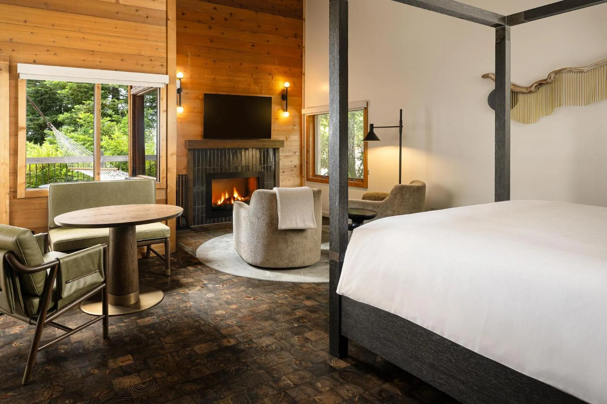 Bed in Alila Ventana Big Sur - Inclusive Resort