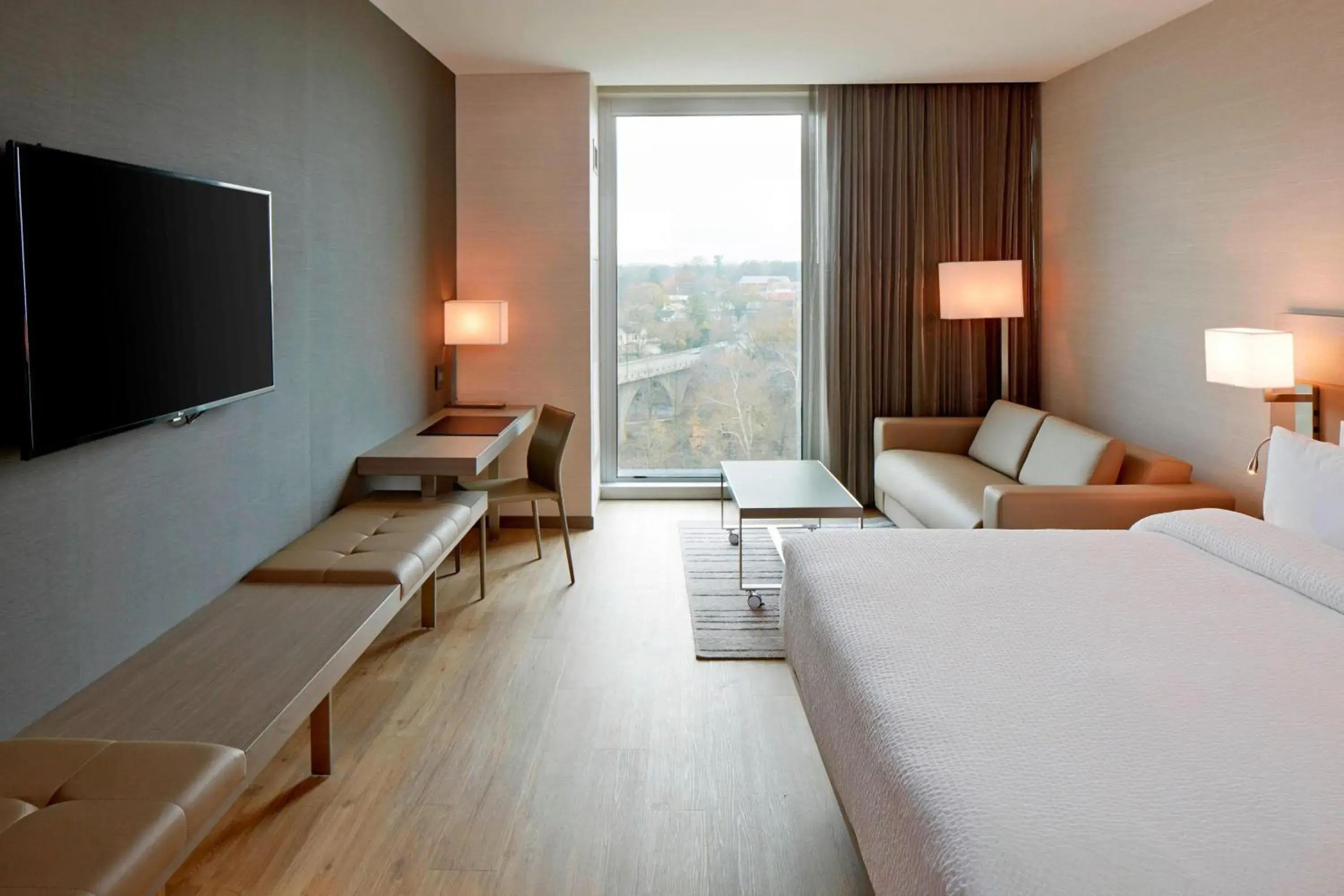 King Room with Sofa Bed and River View - Hearing Accessible in AC Hotel Columbus Dublin King Room with Sofa Bed and River View - Hearing Accessible in AC Hotel Columbus Dublin