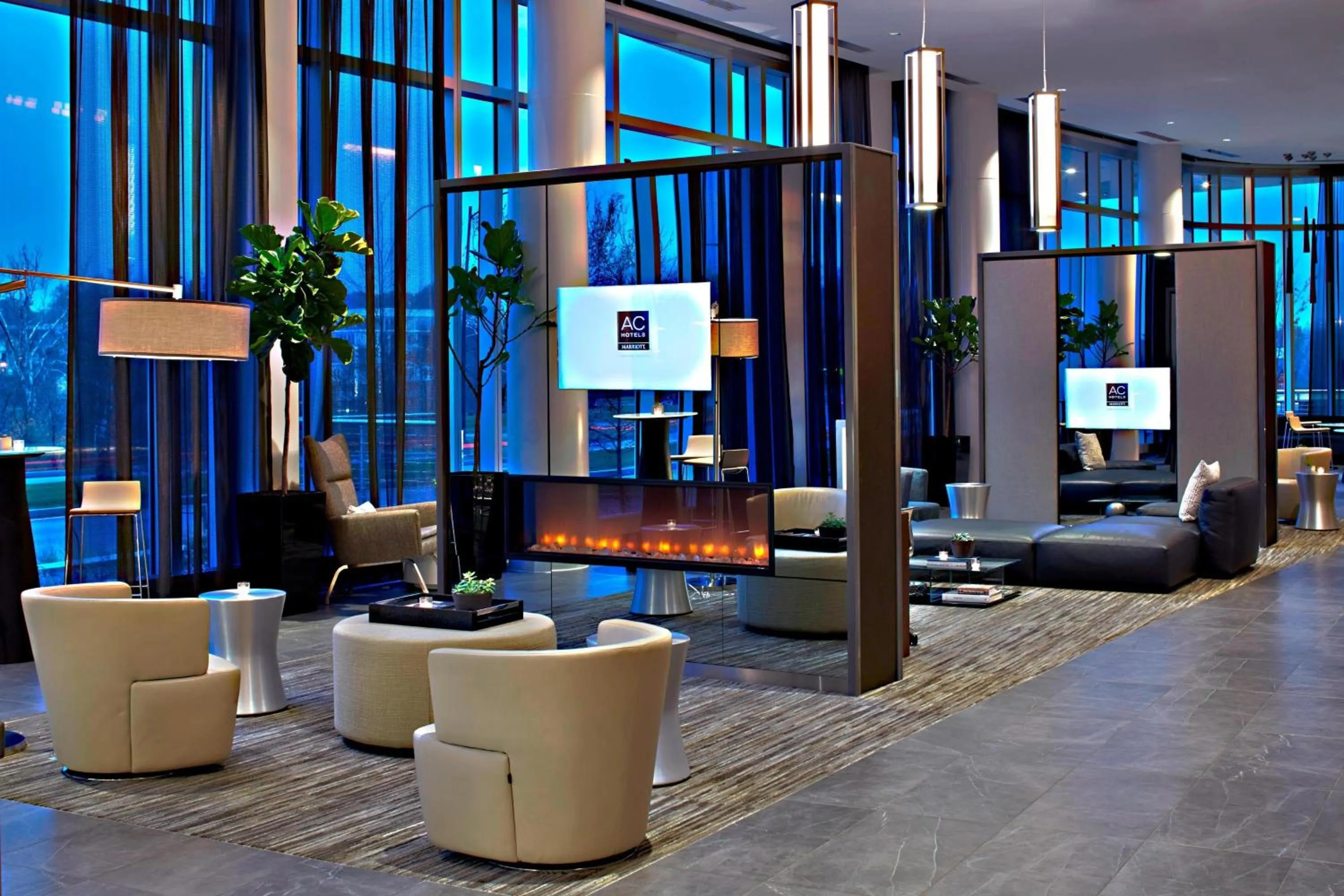 Lounge or bar in AC Hotel Columbus Dublin