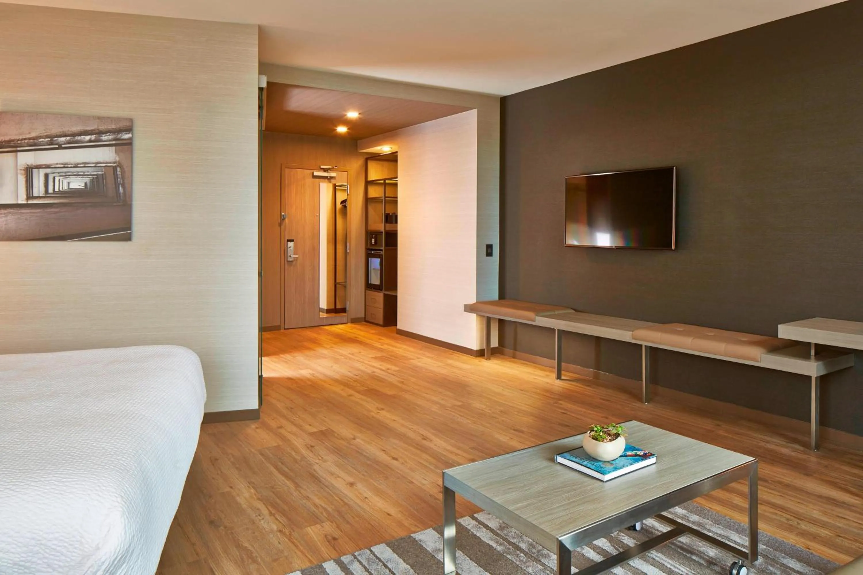 Photo of the whole room in AC Hotel Columbus Dublin