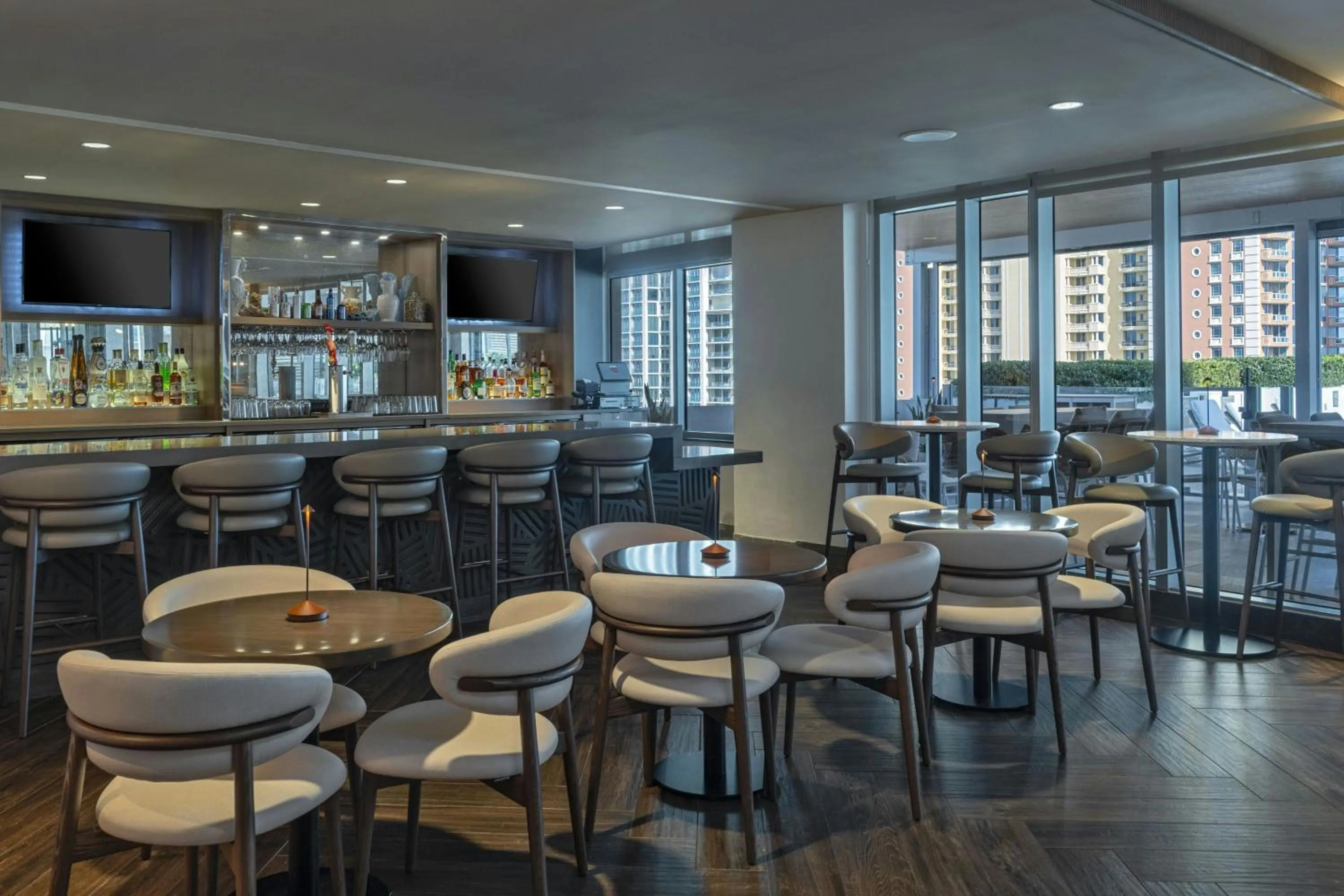 Lounge or bar in Residence Inn Miami Sunny Isles Beach