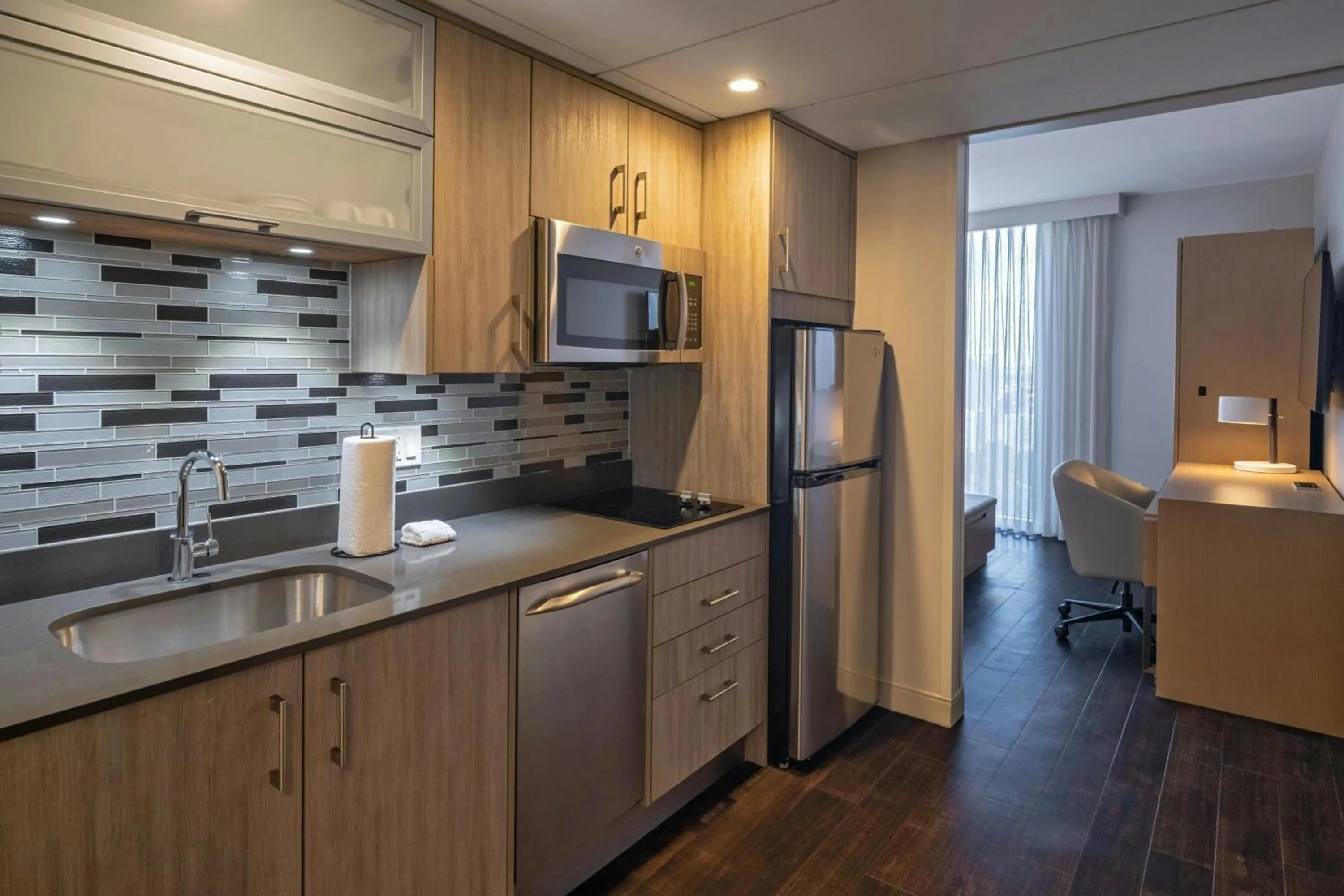 Kitchen or kitchenette in Residence Inn Miami Sunny Isles Beach