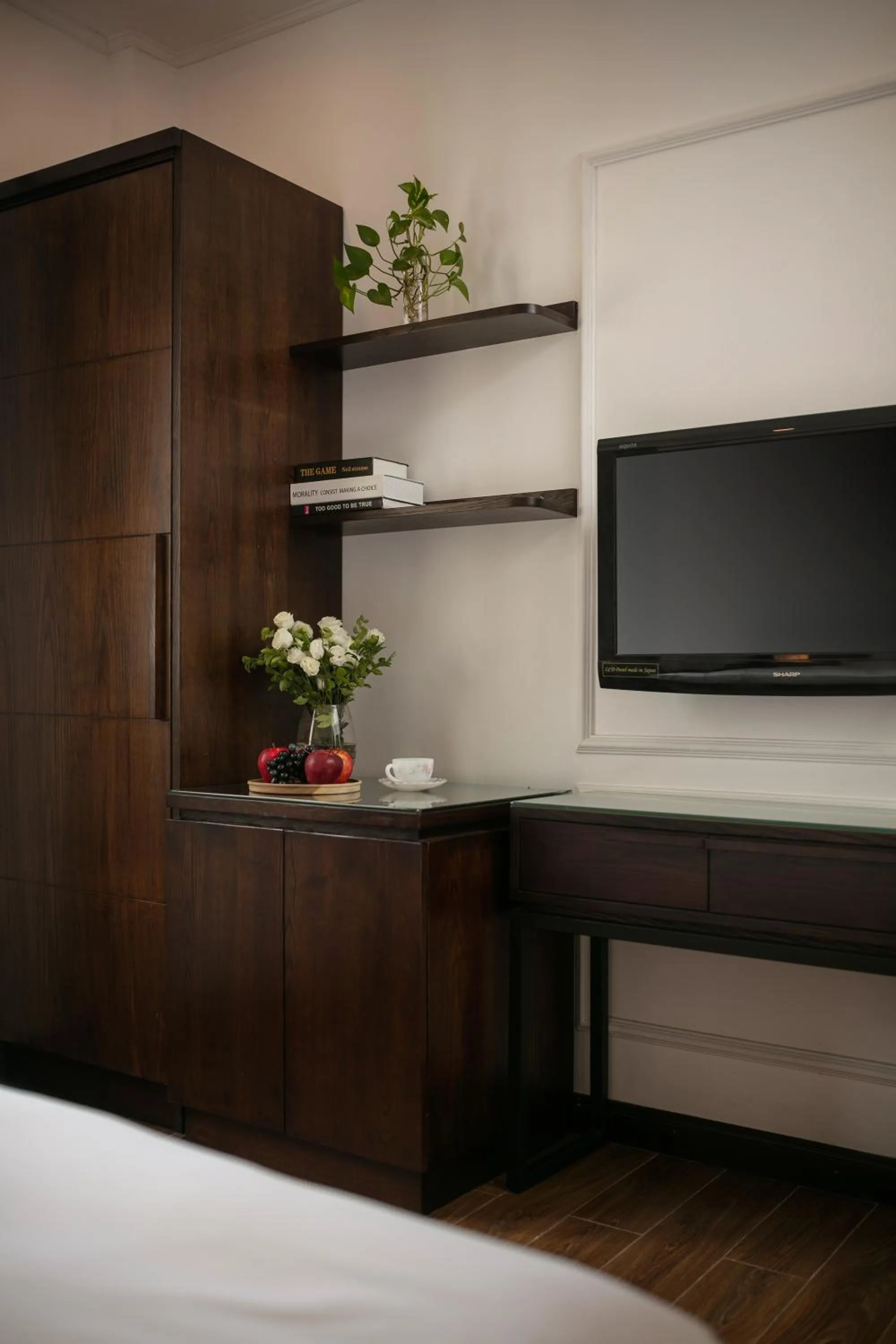 TV and multimedia in Hong Ngoc Cochinchine Boutique Hotel & Spa