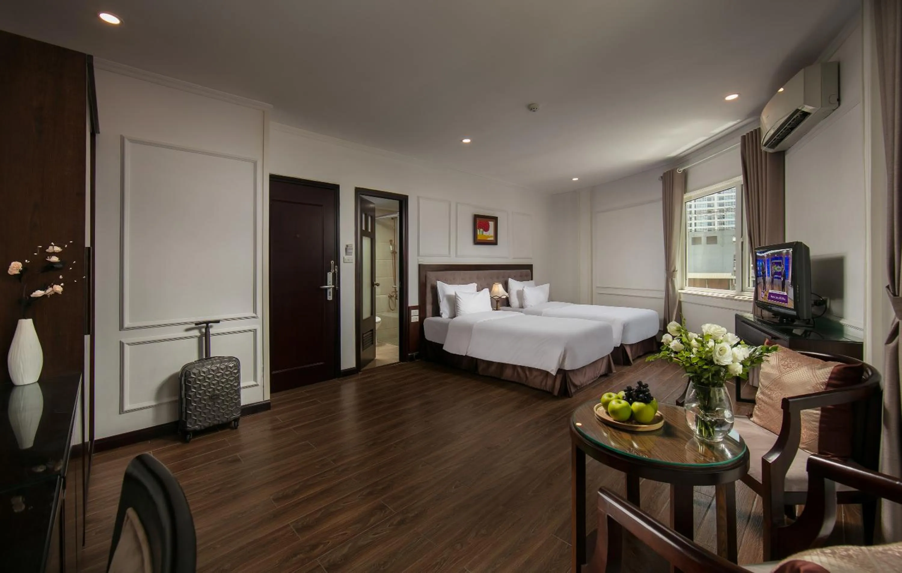 Photo of the whole room in Hong Ngoc Cochinchine Boutique Hotel & Spa