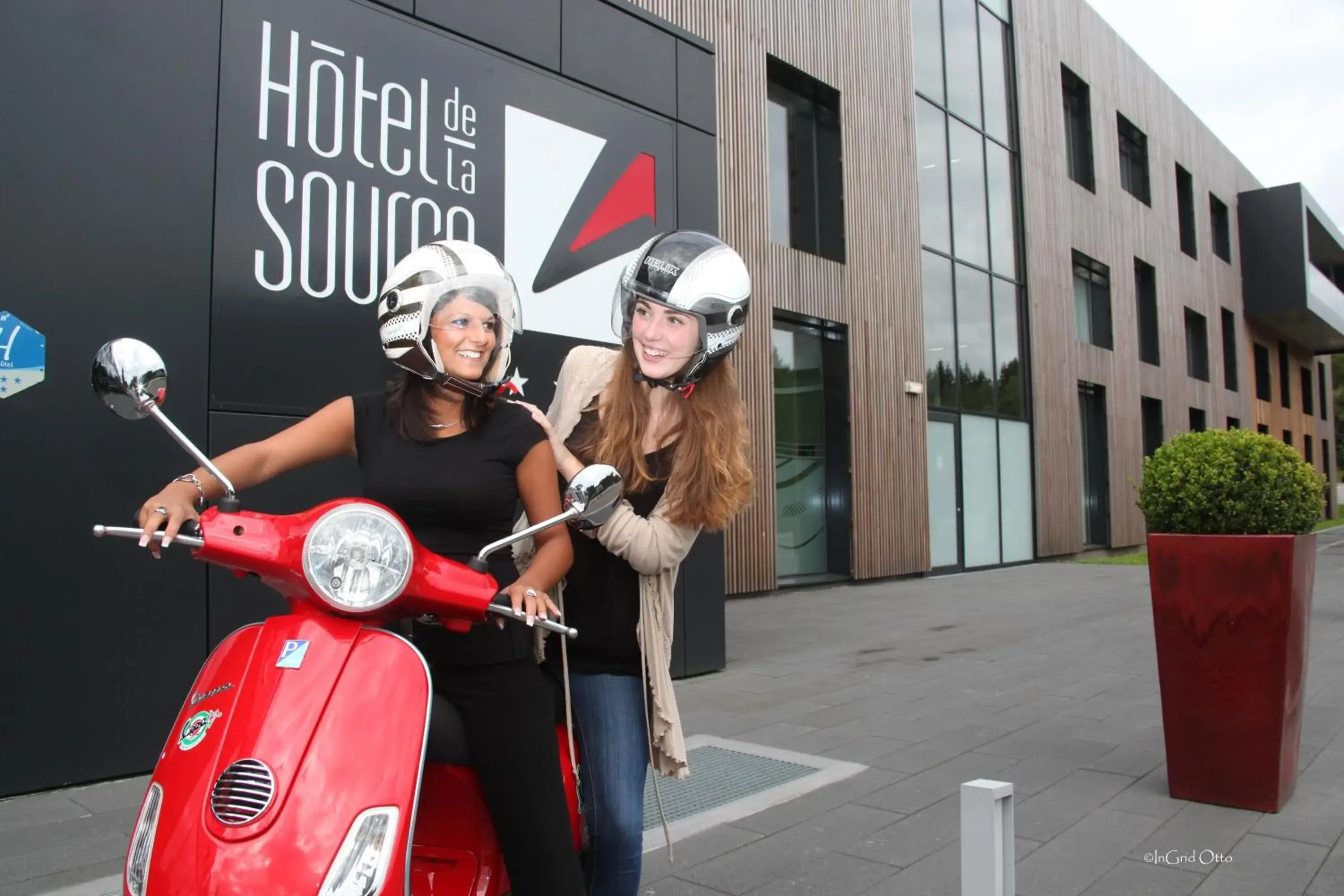 Facade/entrance in Hotel de la Source Facade/entrance in Hotel de la Source