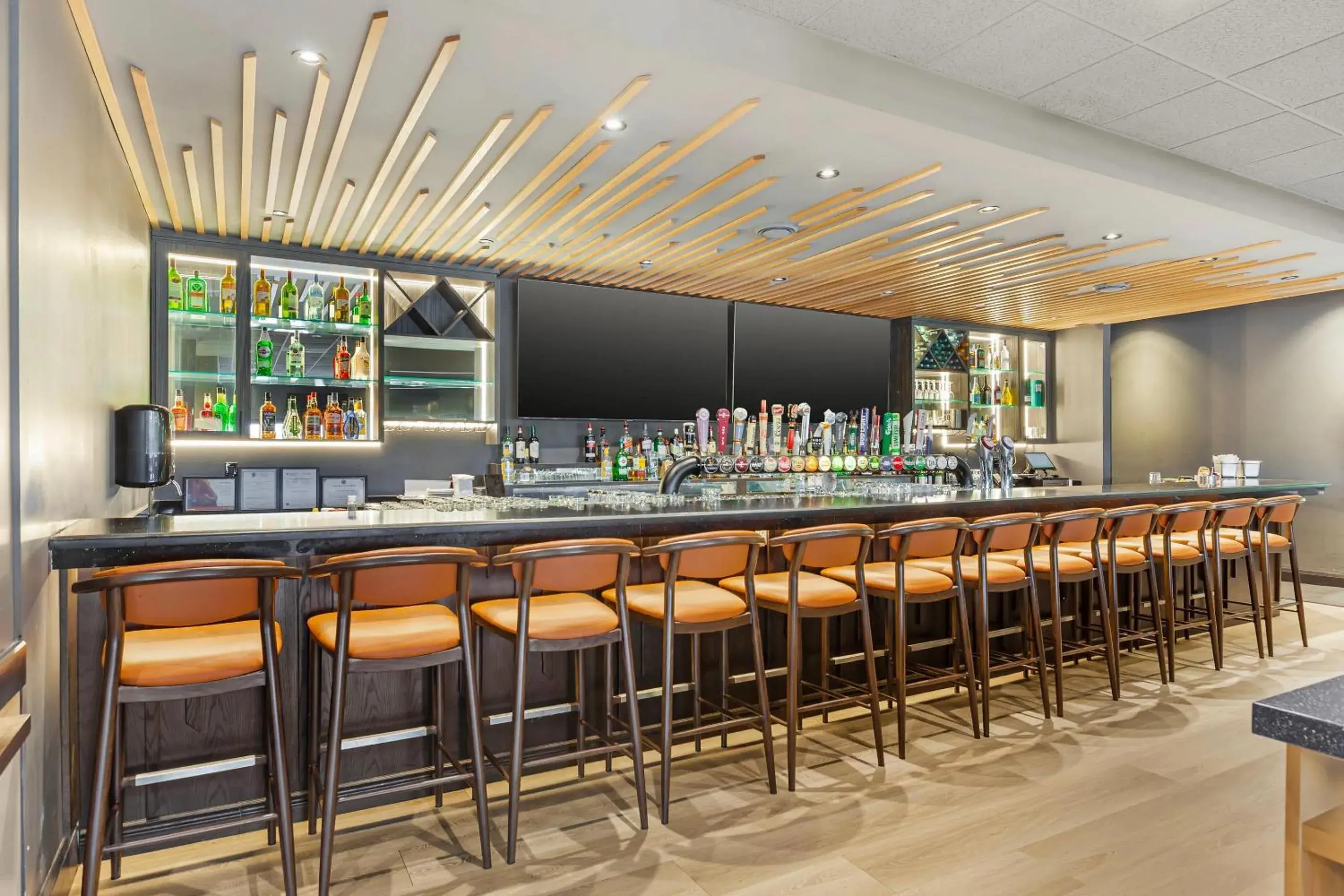 Lounge or bar in Comfort Inn Lounge or bar in Comfort Inn