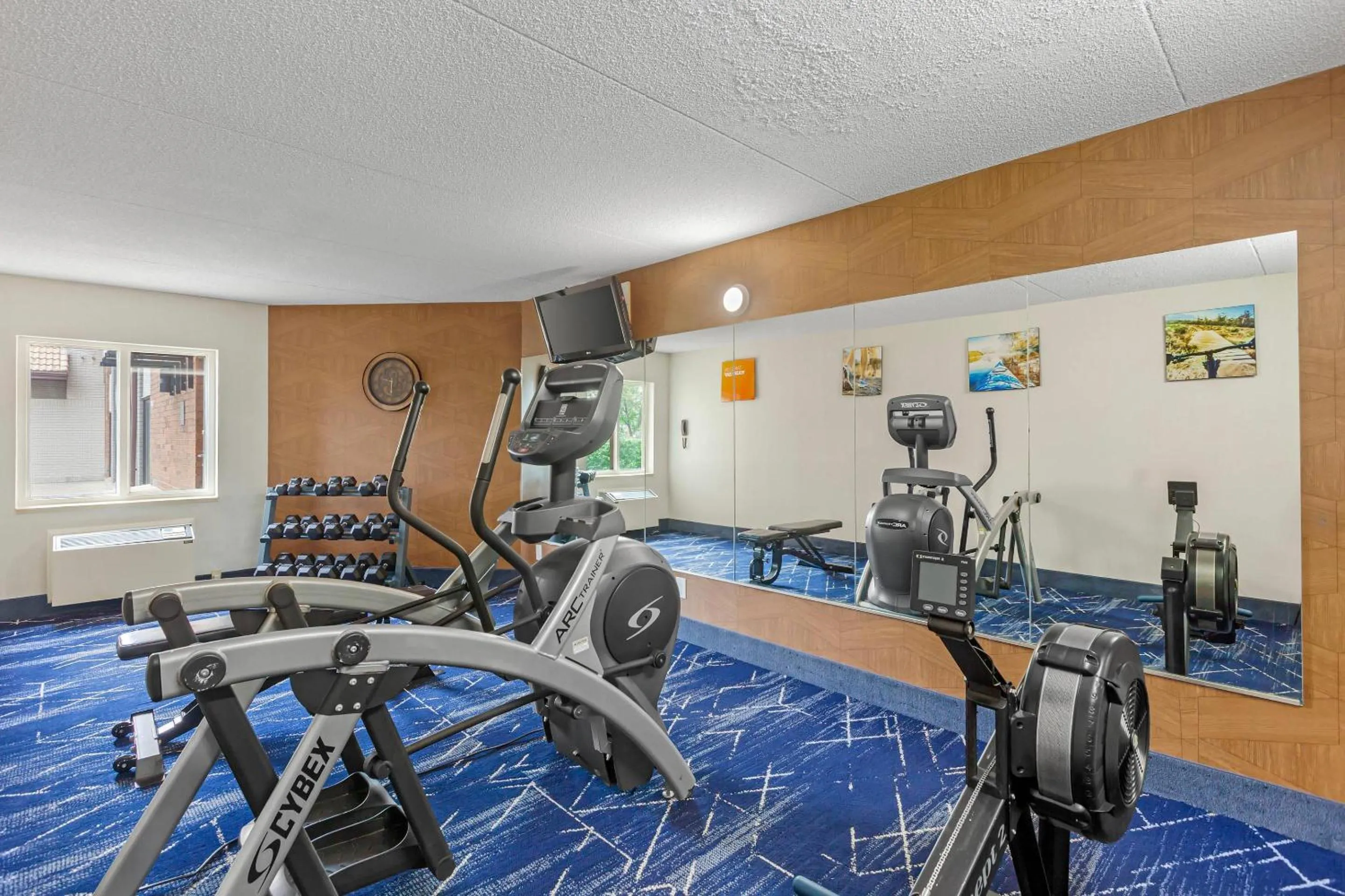 Fitness centre/facilities in Comfort Inn