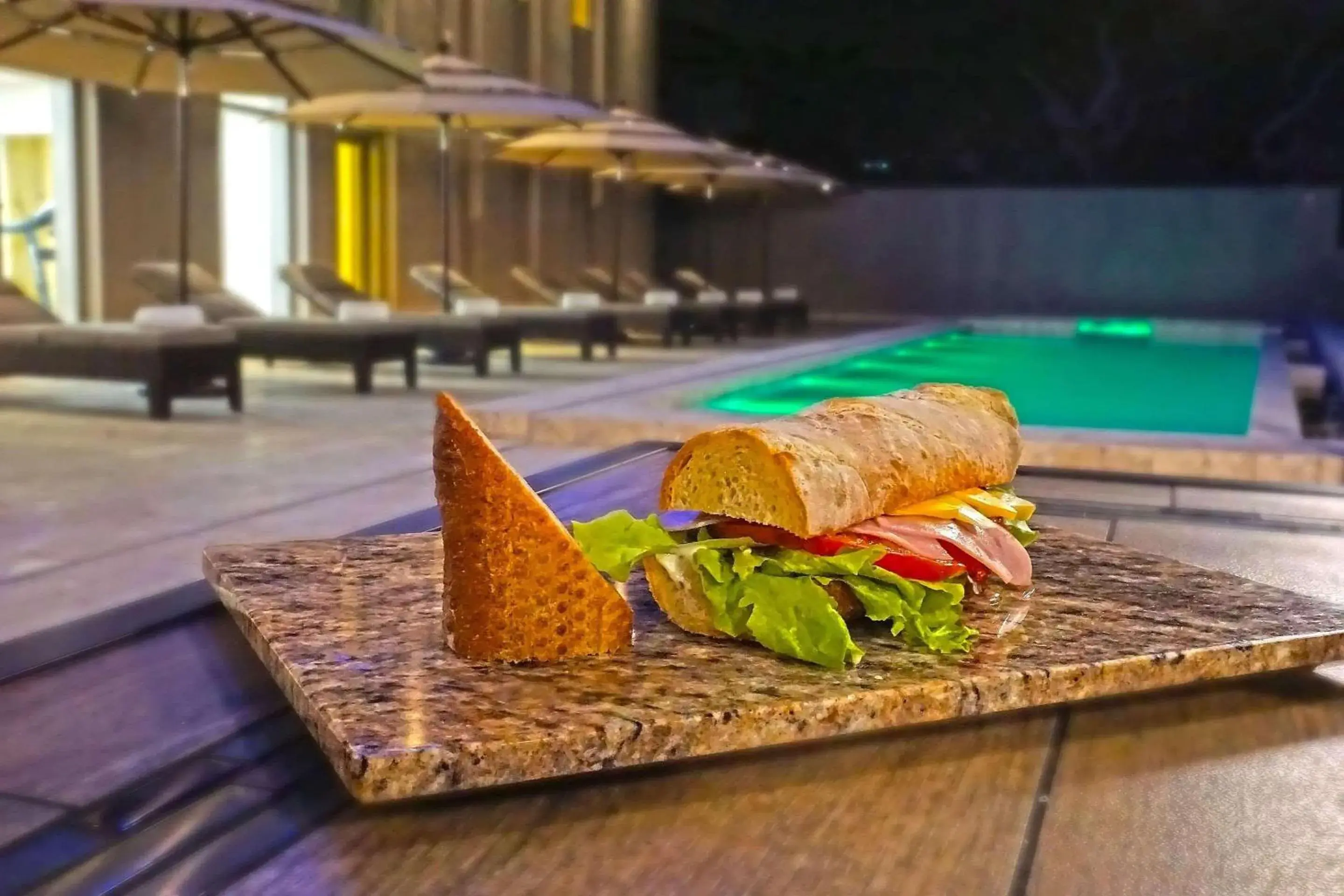 Restaurant/places to eat in Radisson Hotel Guayaquil Restaurant/places to eat in Radisson Hotel Guayaquil