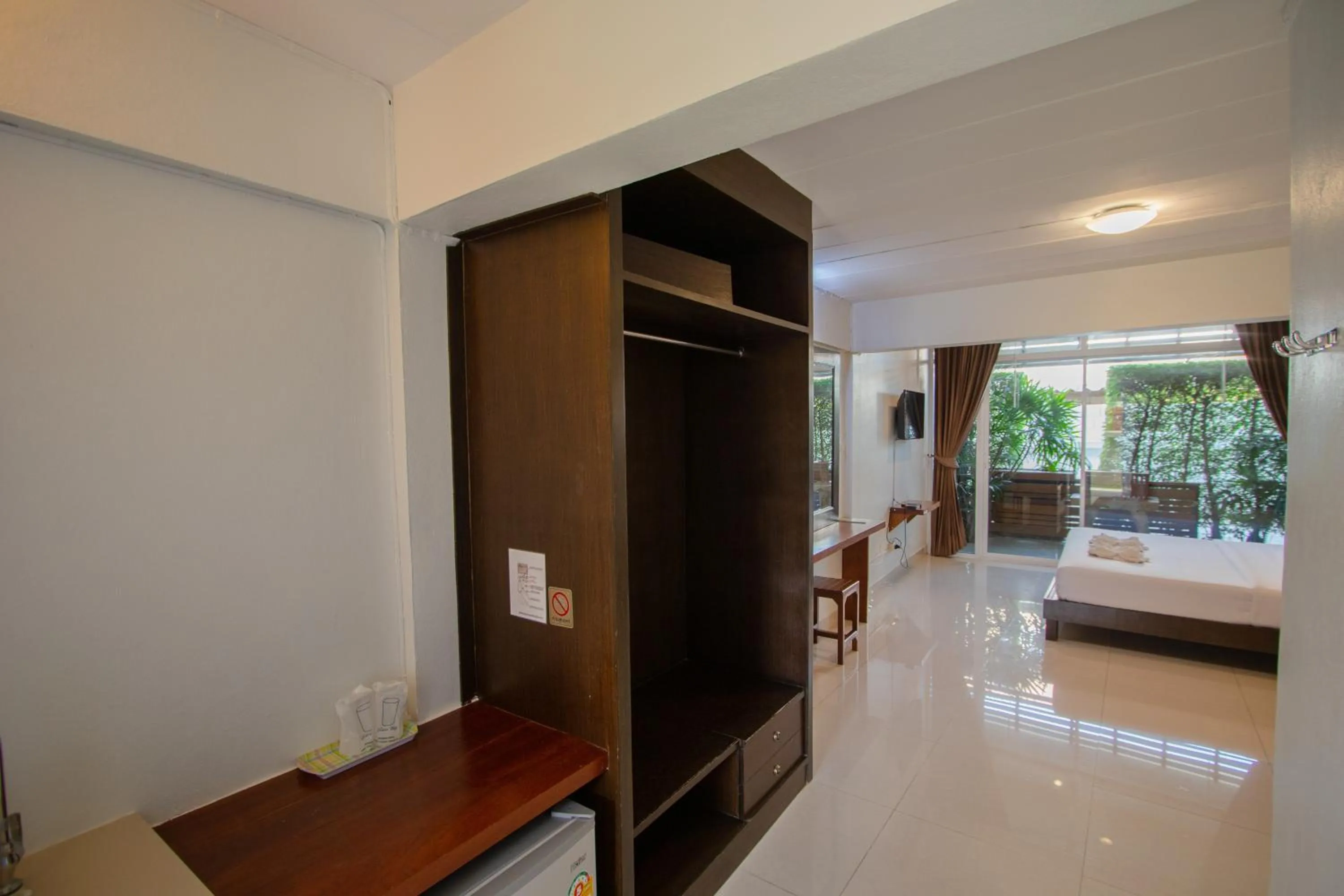 wardrobe in Kallapangha Resort Khlongwan