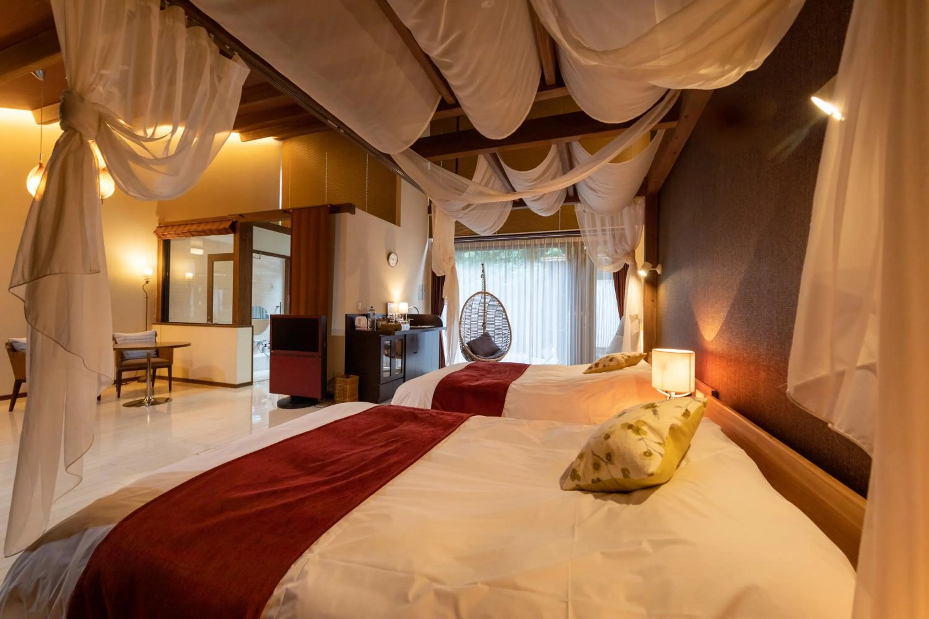 Bedroom, Bed in Mori no Nanakusa