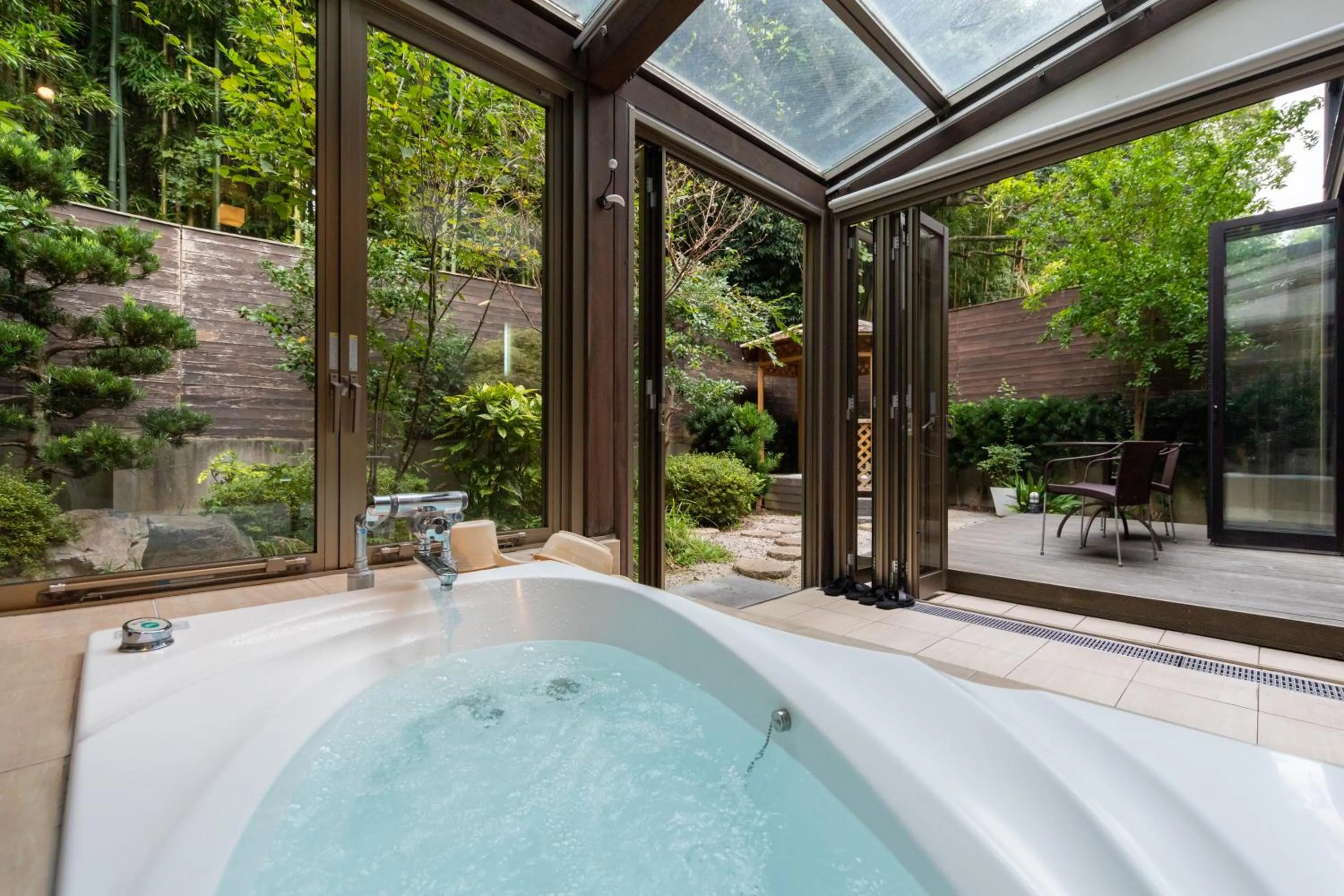 Hot Tub in Mori no Nanakusa