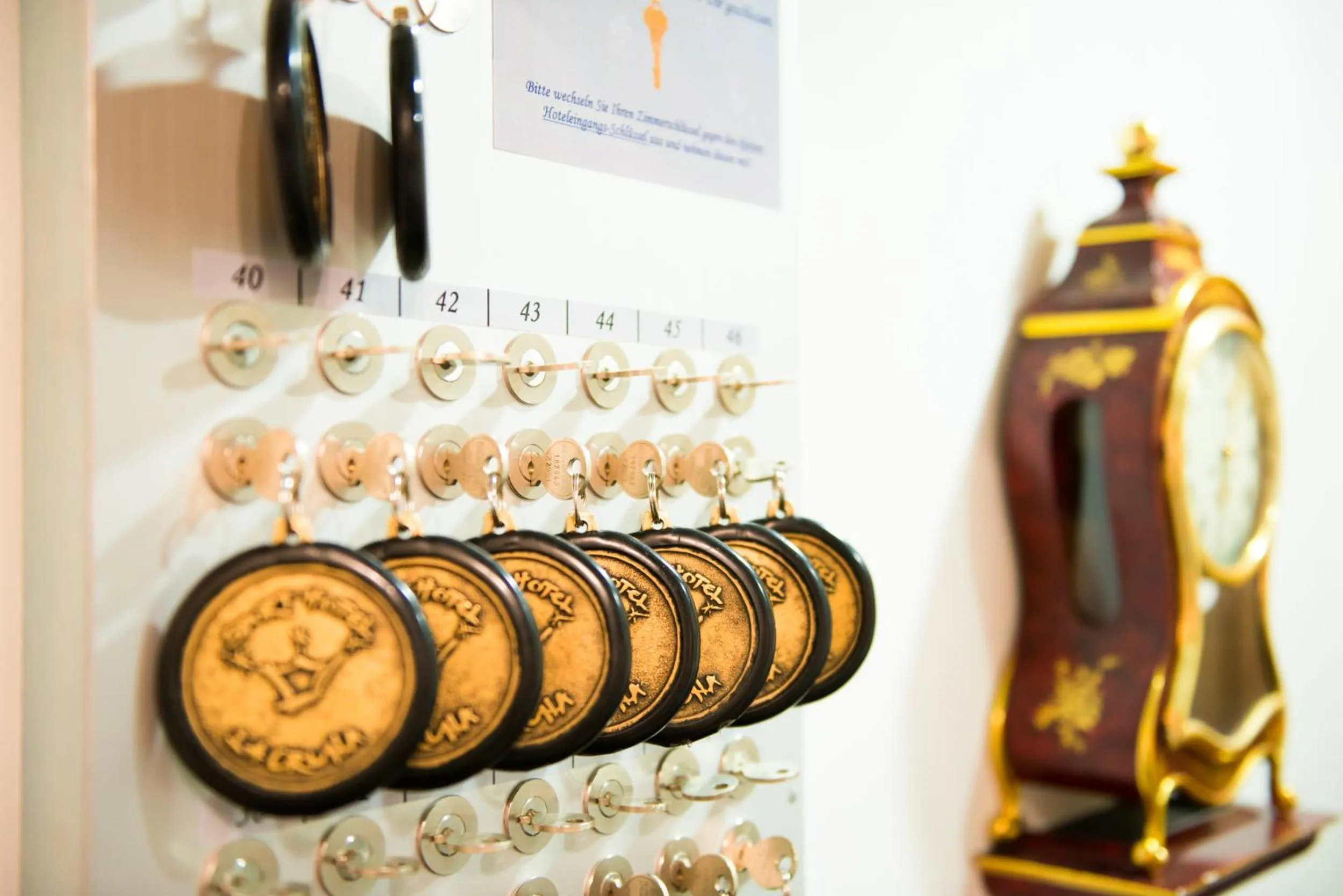 Decorative detail in Hotel La Cruna