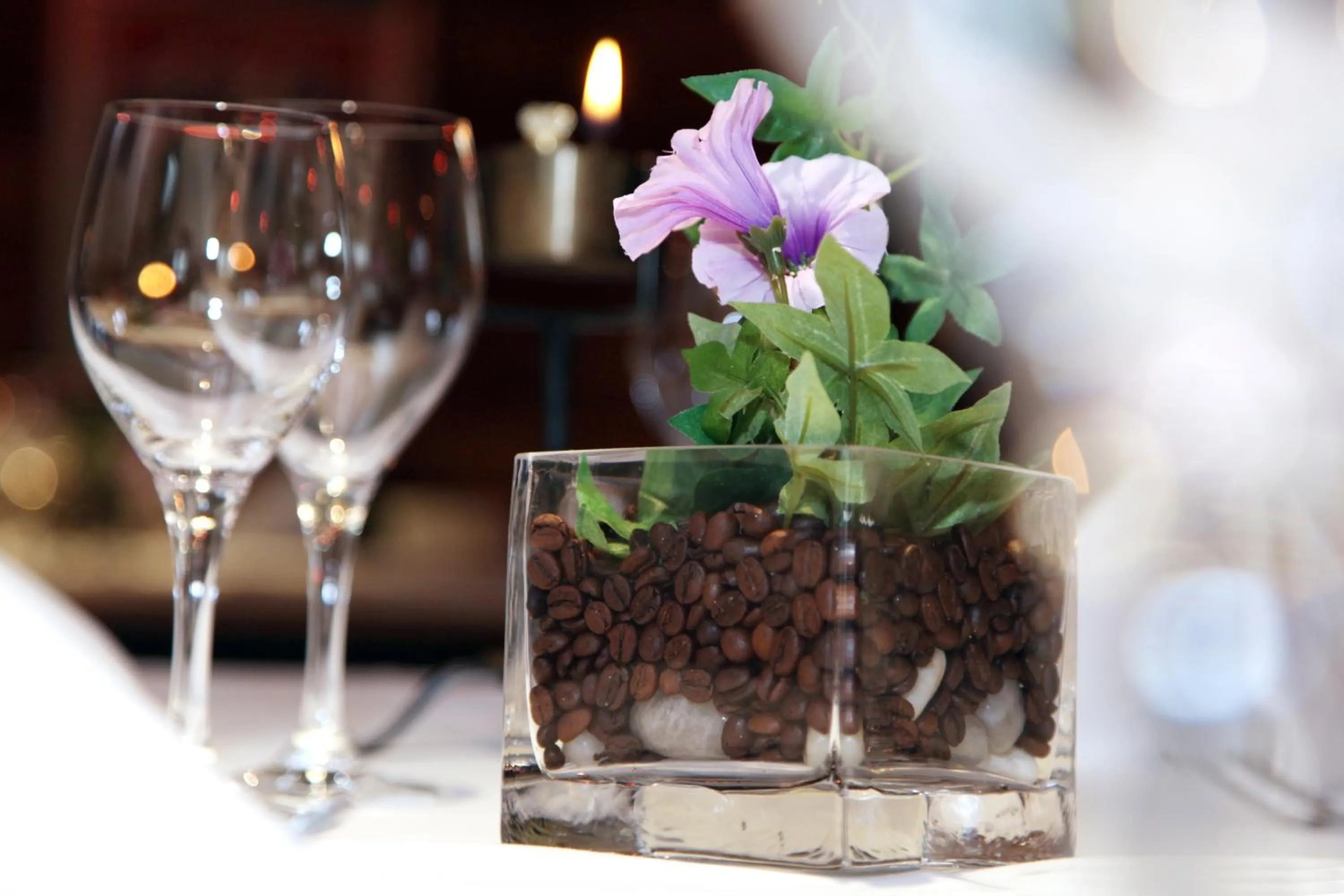 Restaurant/places to eat in Hotel La Cruna