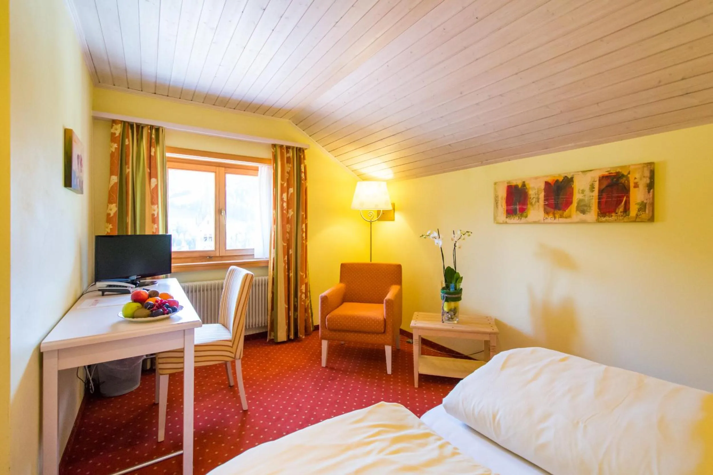 Photo of the whole room, Bed in Hotel La Cruna